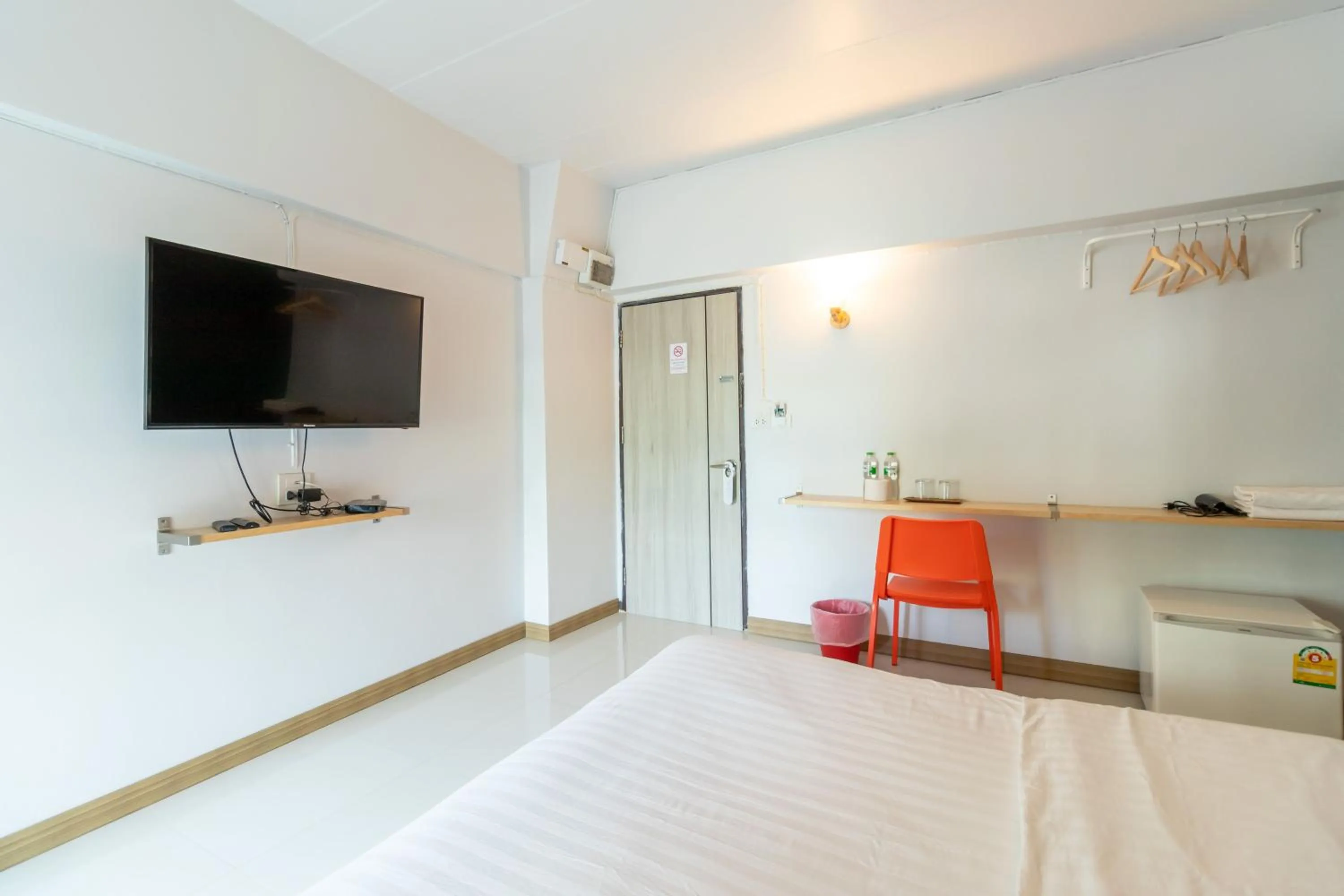 TV and multimedia, Bed in Living Naraa Place