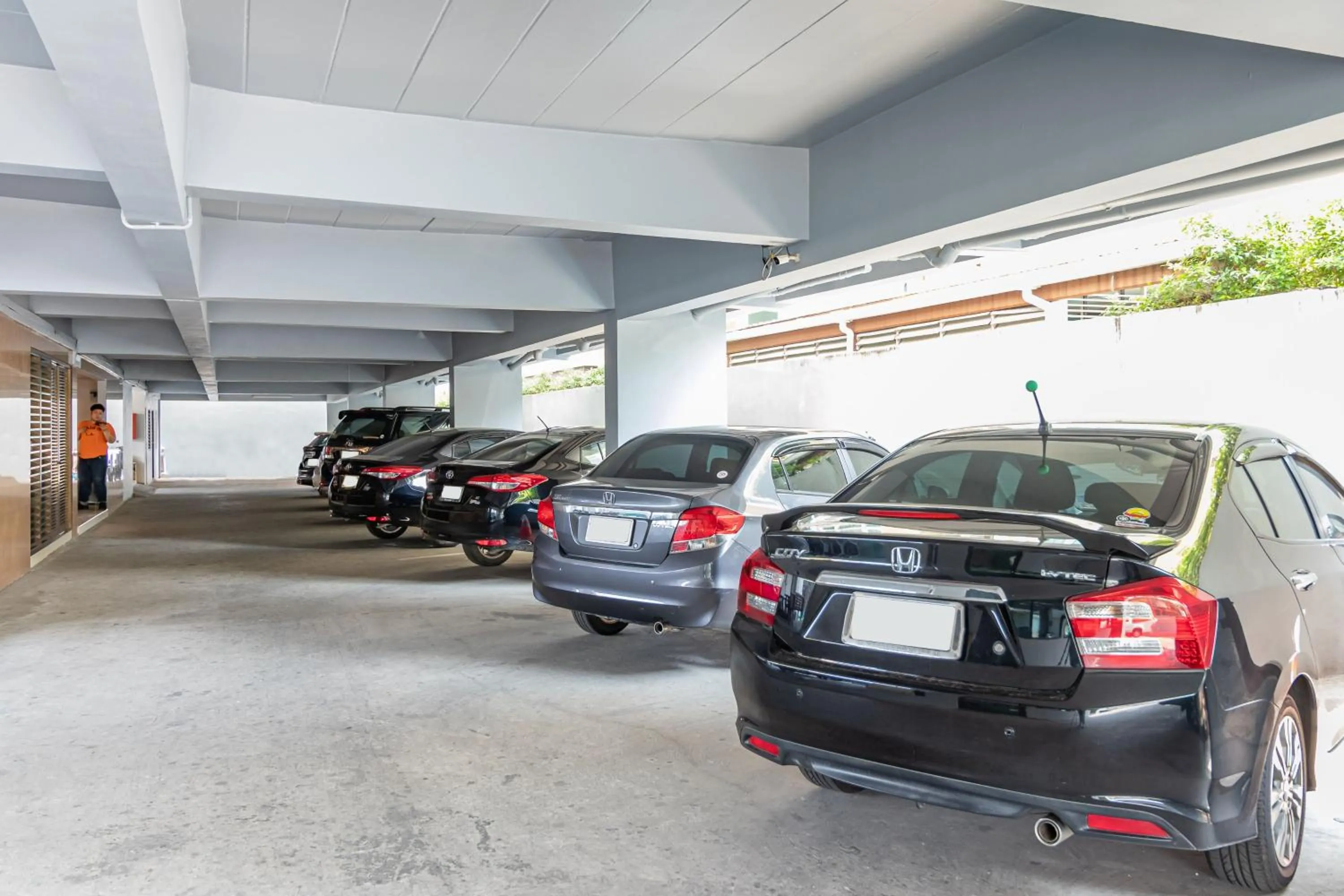 Property building in Living Naraa Place