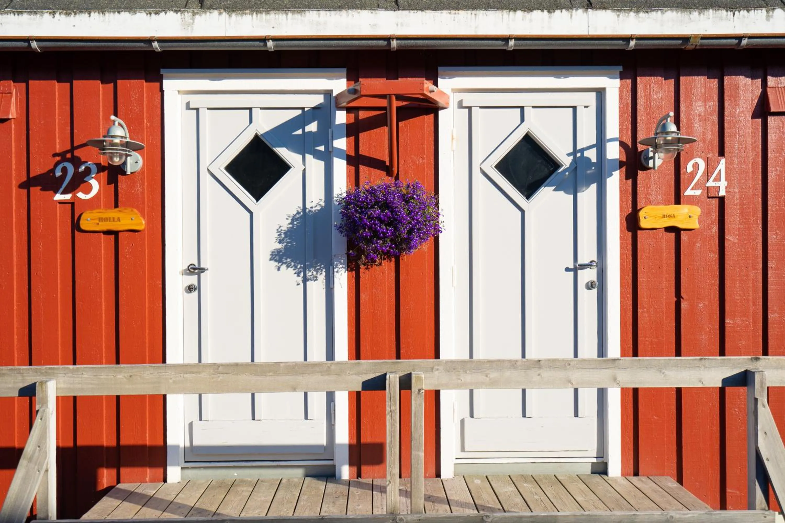 Facade/entrance in Nyvågar Rorbuhotell - by Classic Norway Hotels