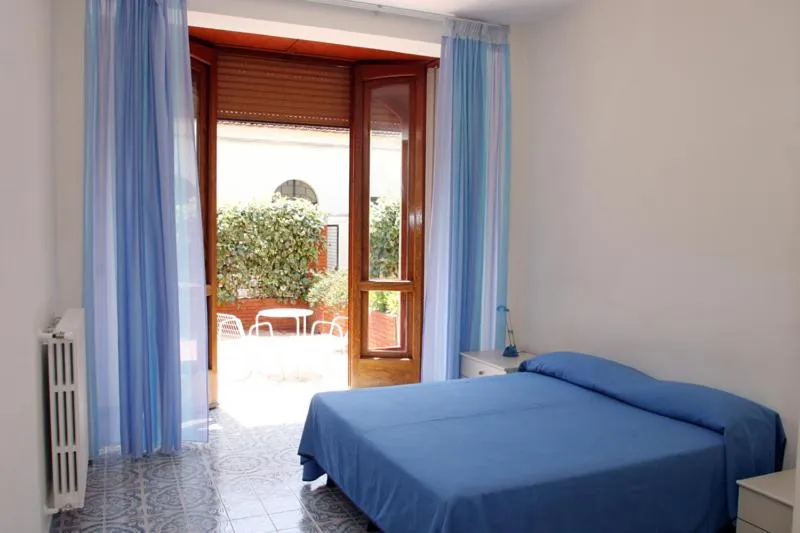 Bed in Residence Le Villette