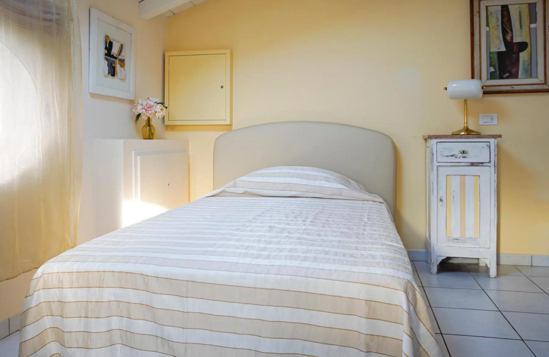 Bed in Villa Amelia Rooms