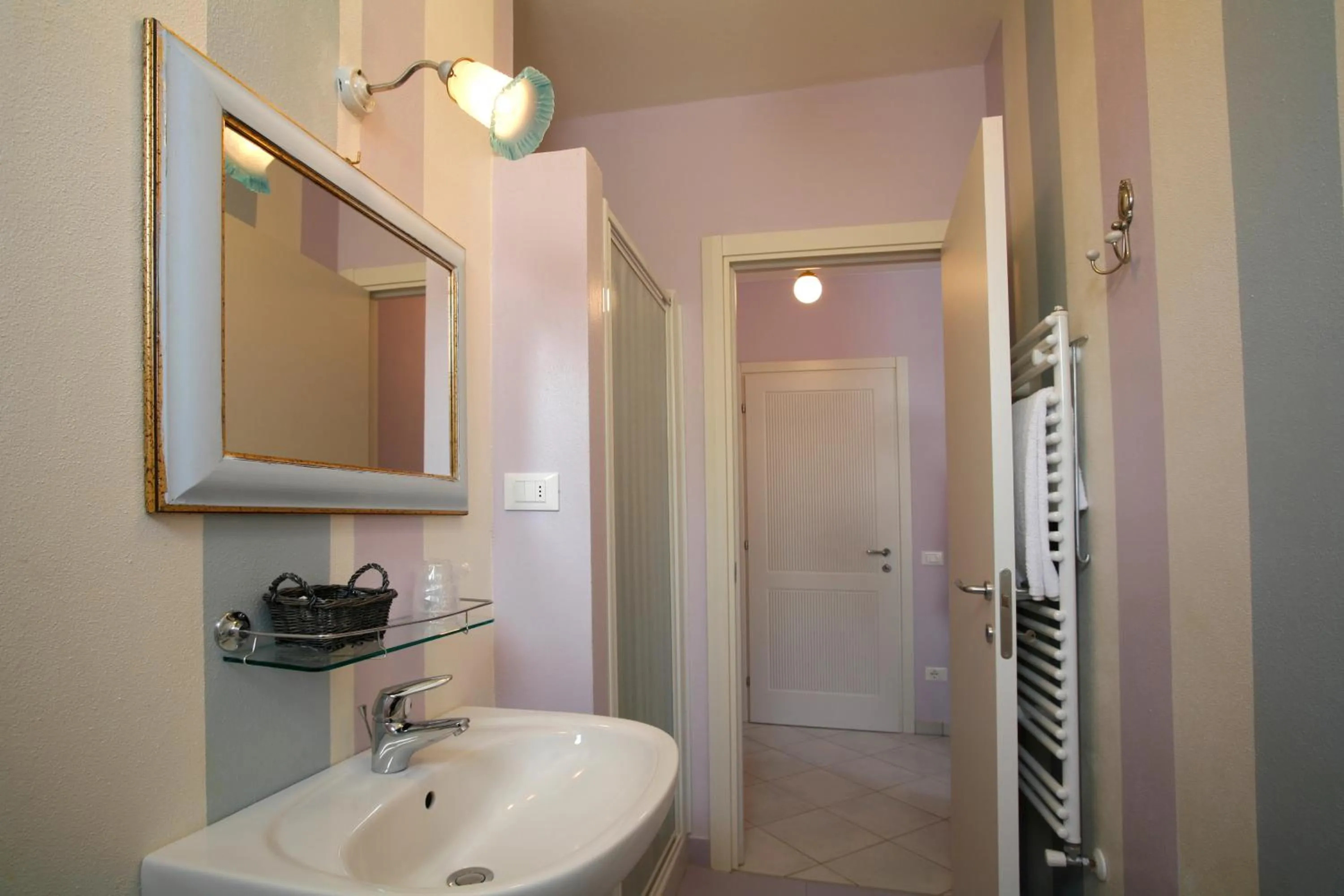 Bathroom in Villa Amelia Rooms