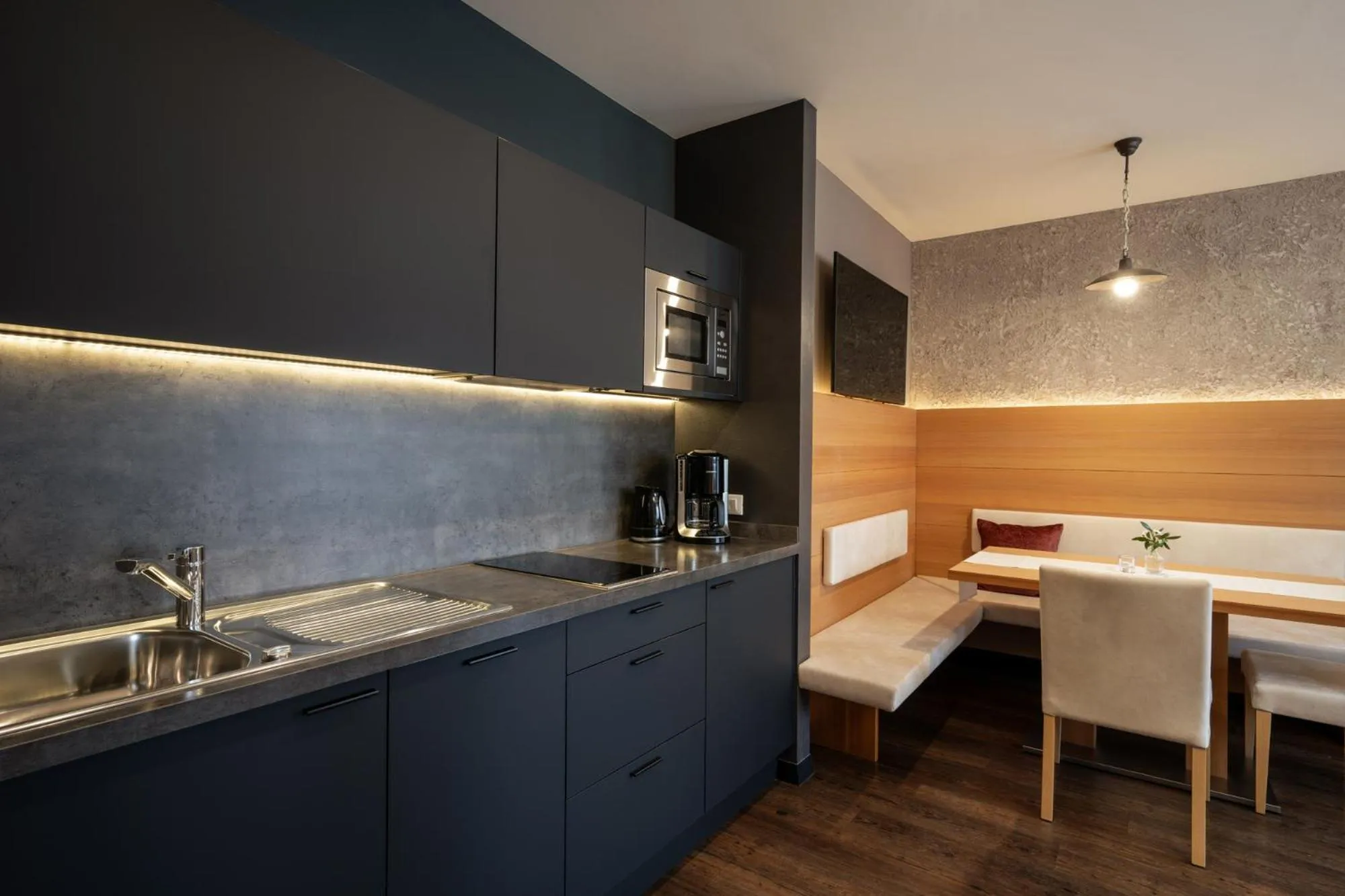 Kitchen or kitchenette in Alagundis Apartment Residence