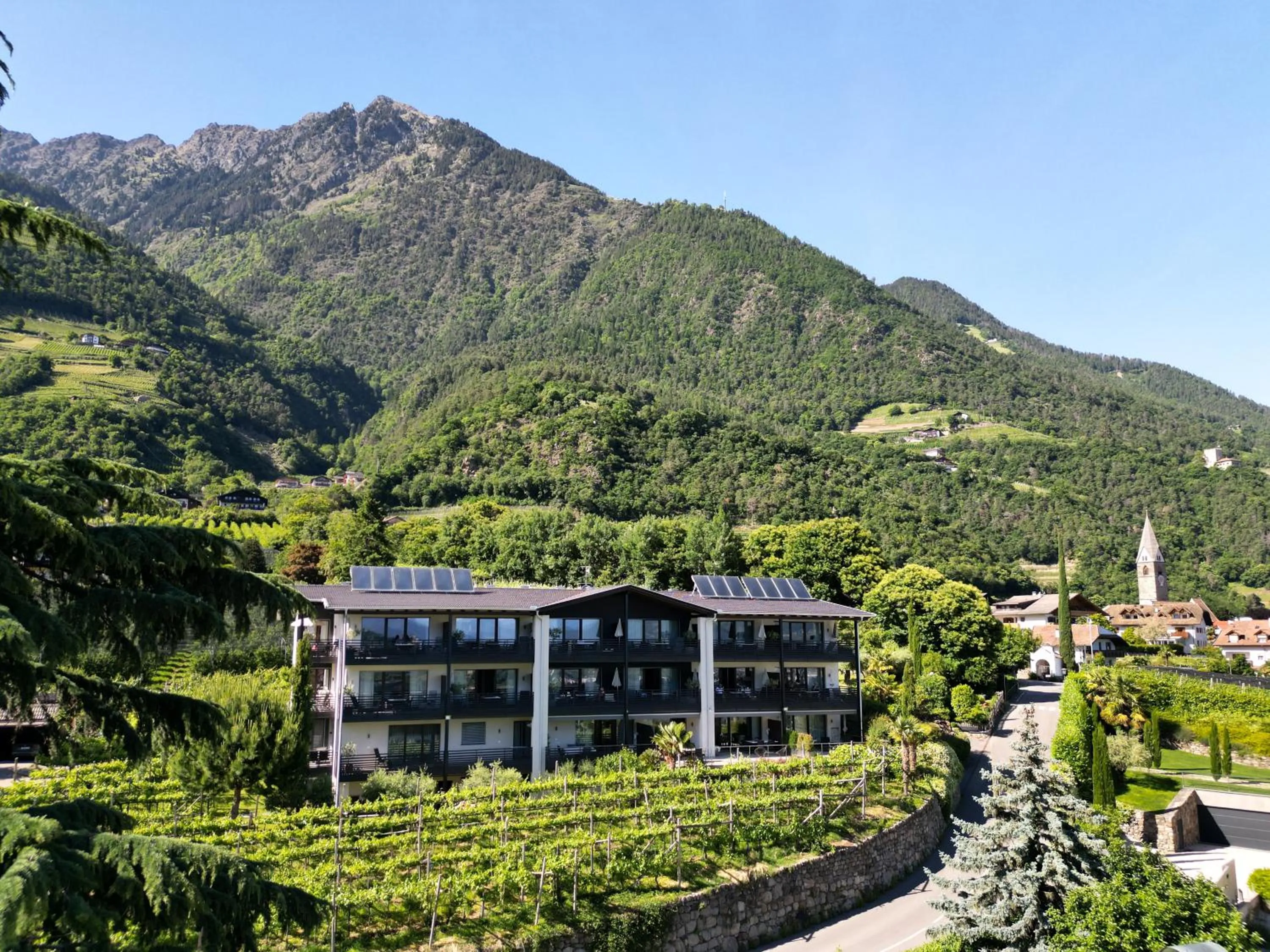 Property building in Alagundis Apartment Residence