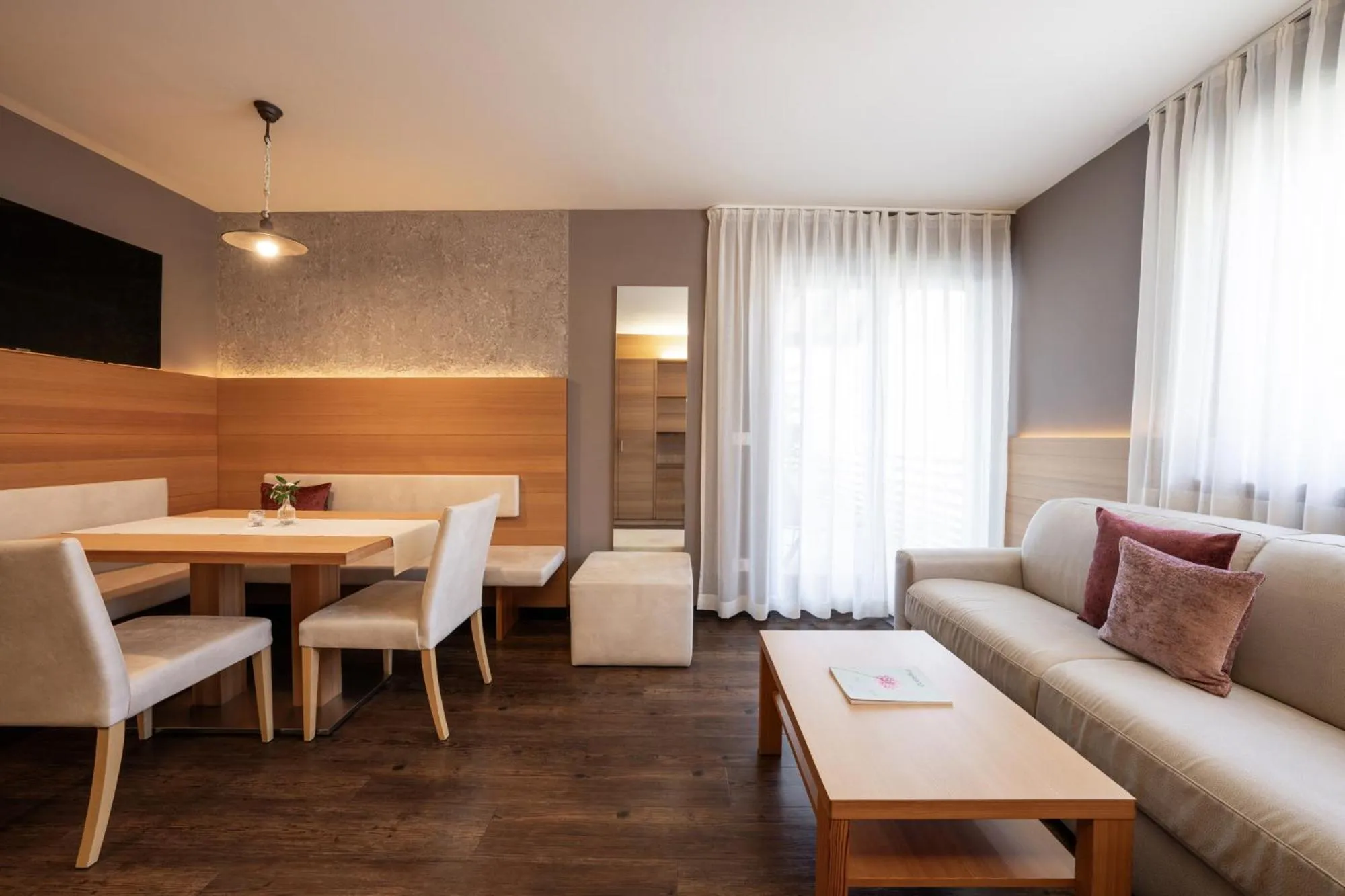 TV and multimedia in Alagundis Apartment Residence