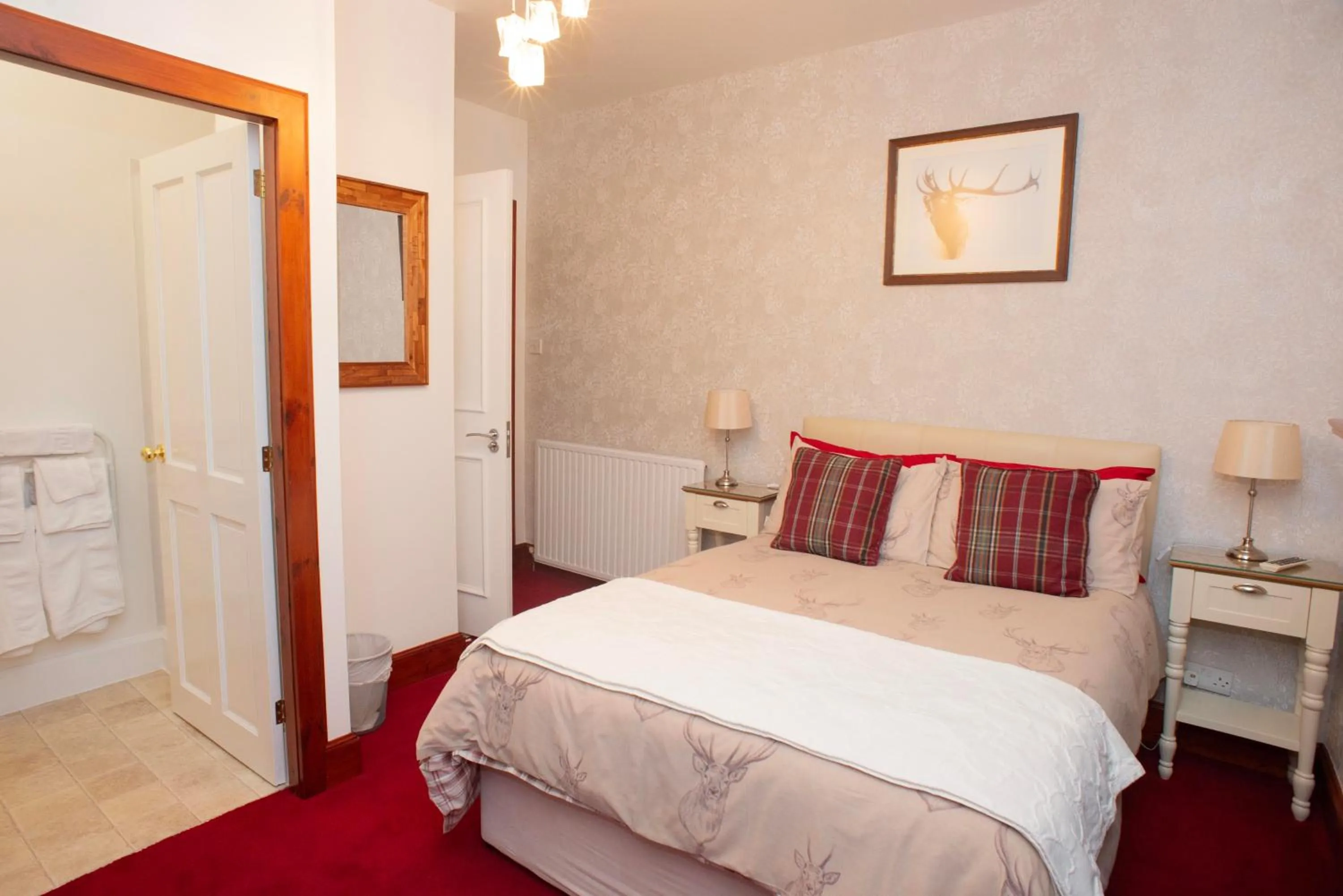 Bedroom, Bed in Dunvegan Bed & Breakfast