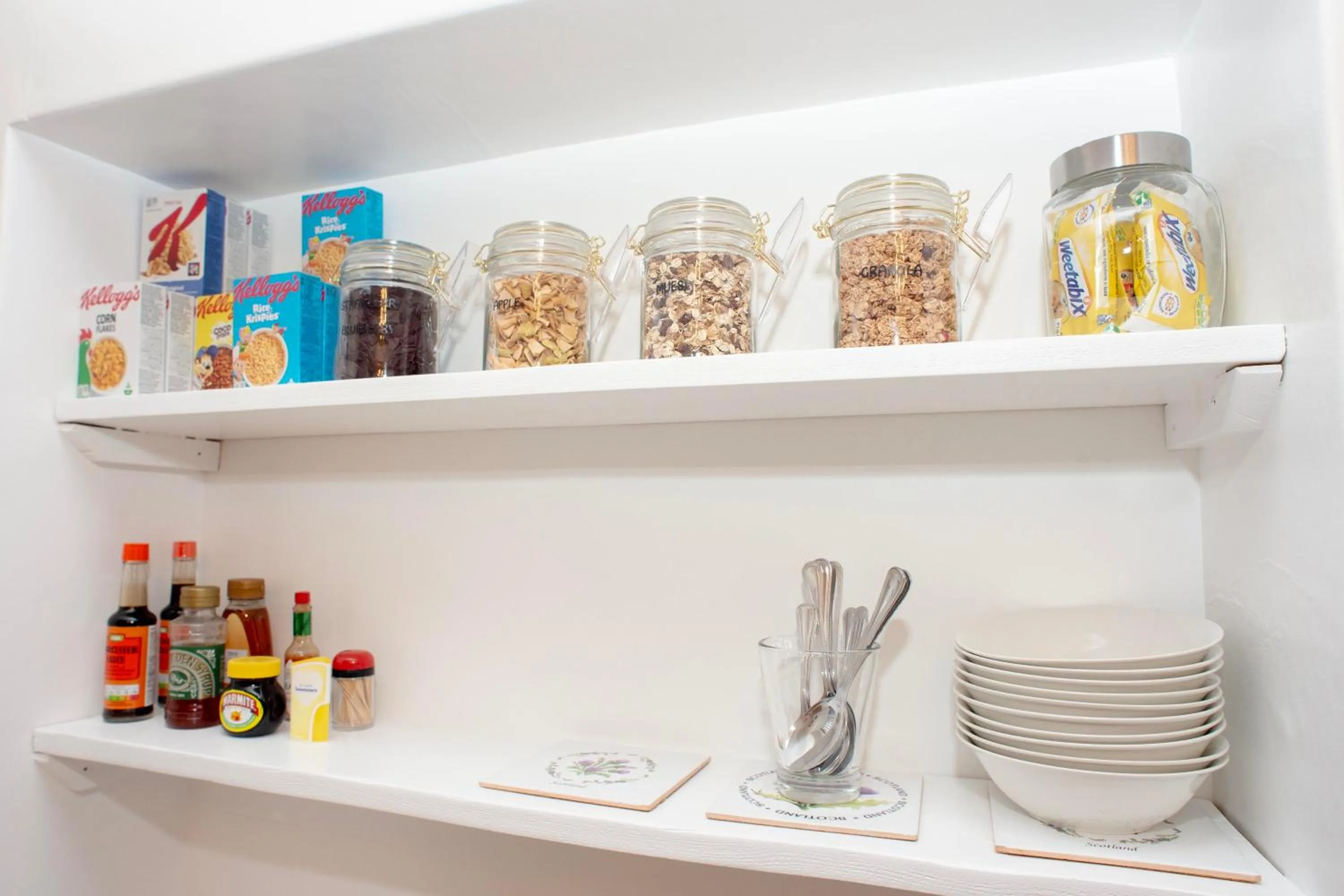 Buffet breakfast in Dunvegan Bed & Breakfast