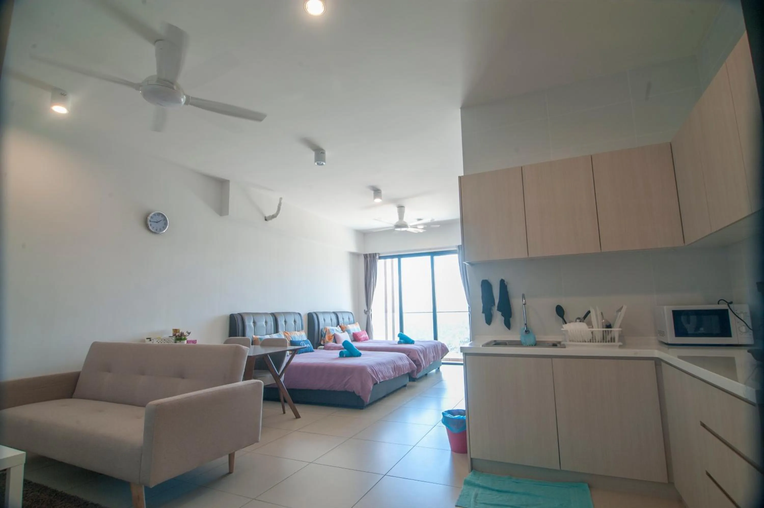 Photo of the whole room, Bed in Resort Suite @Midhill Genting