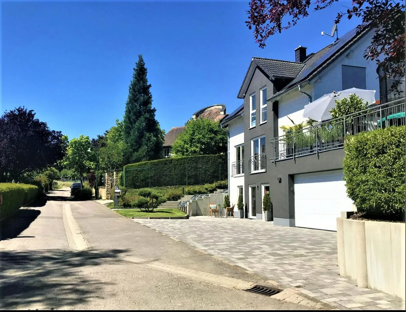 Property building in B&B Joy's