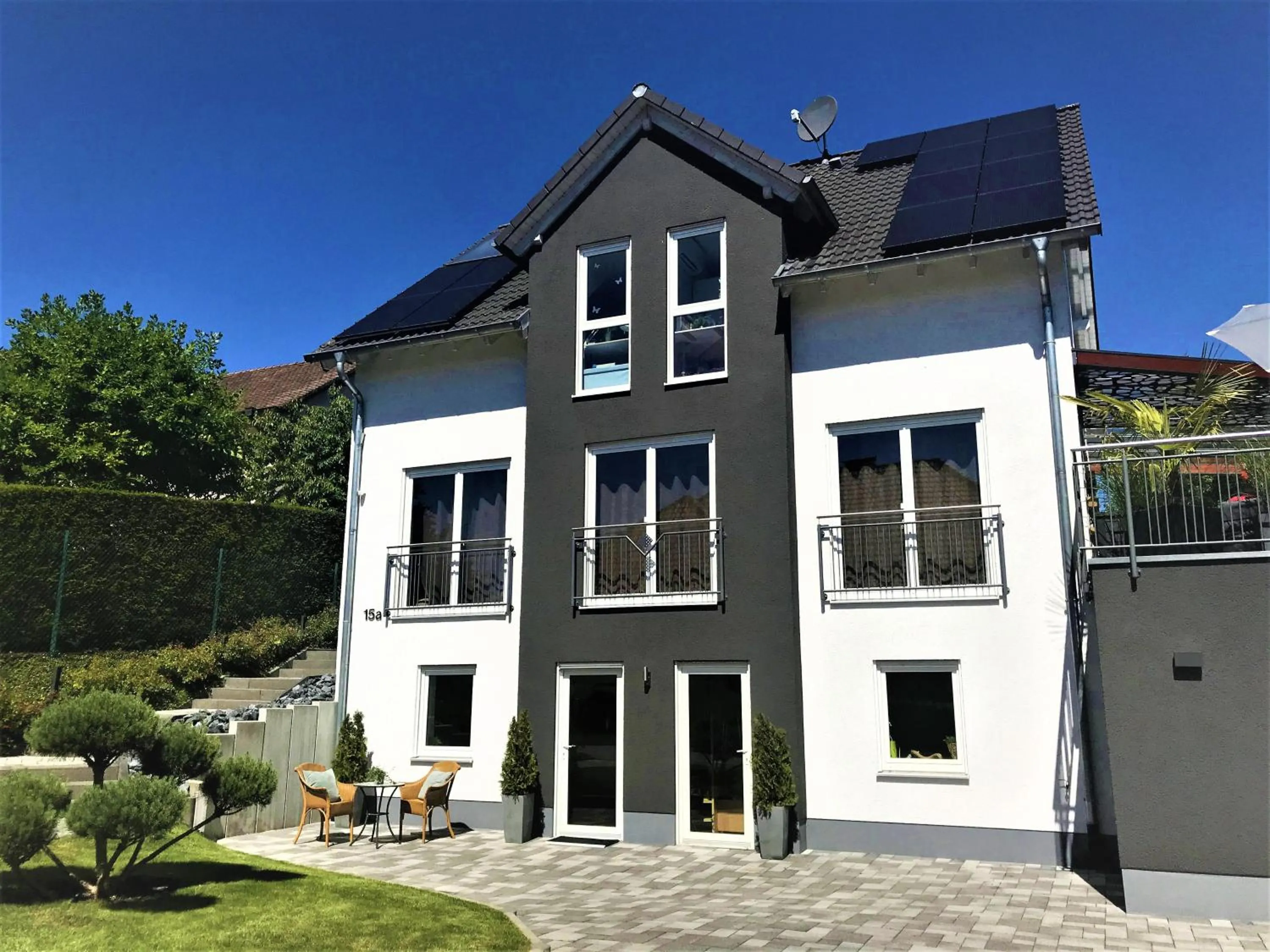 Property building in B&B Joy's