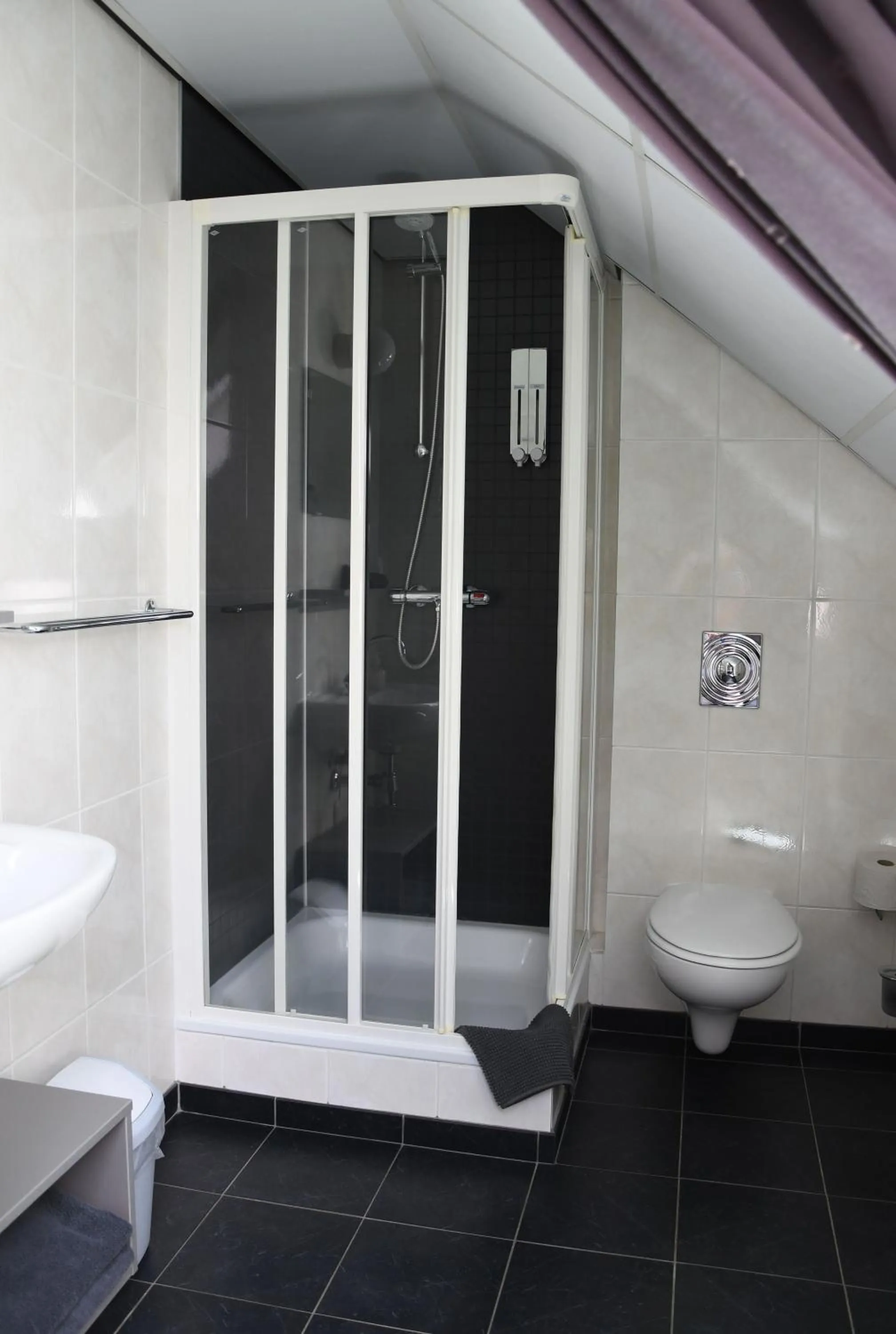 Bathroom in Hotel Lemmenhof