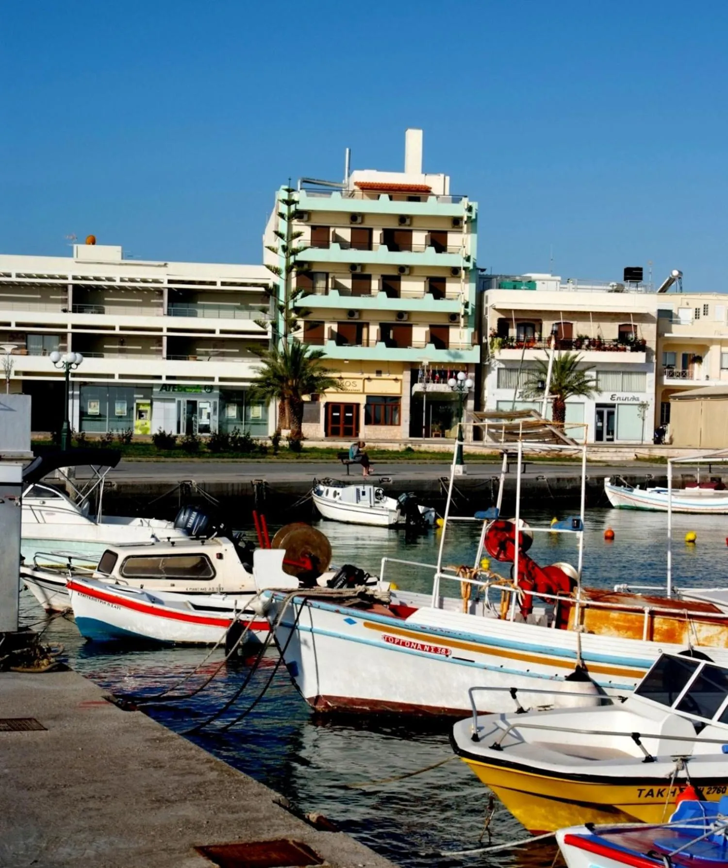 Facade/entrance in Elysee Hotel