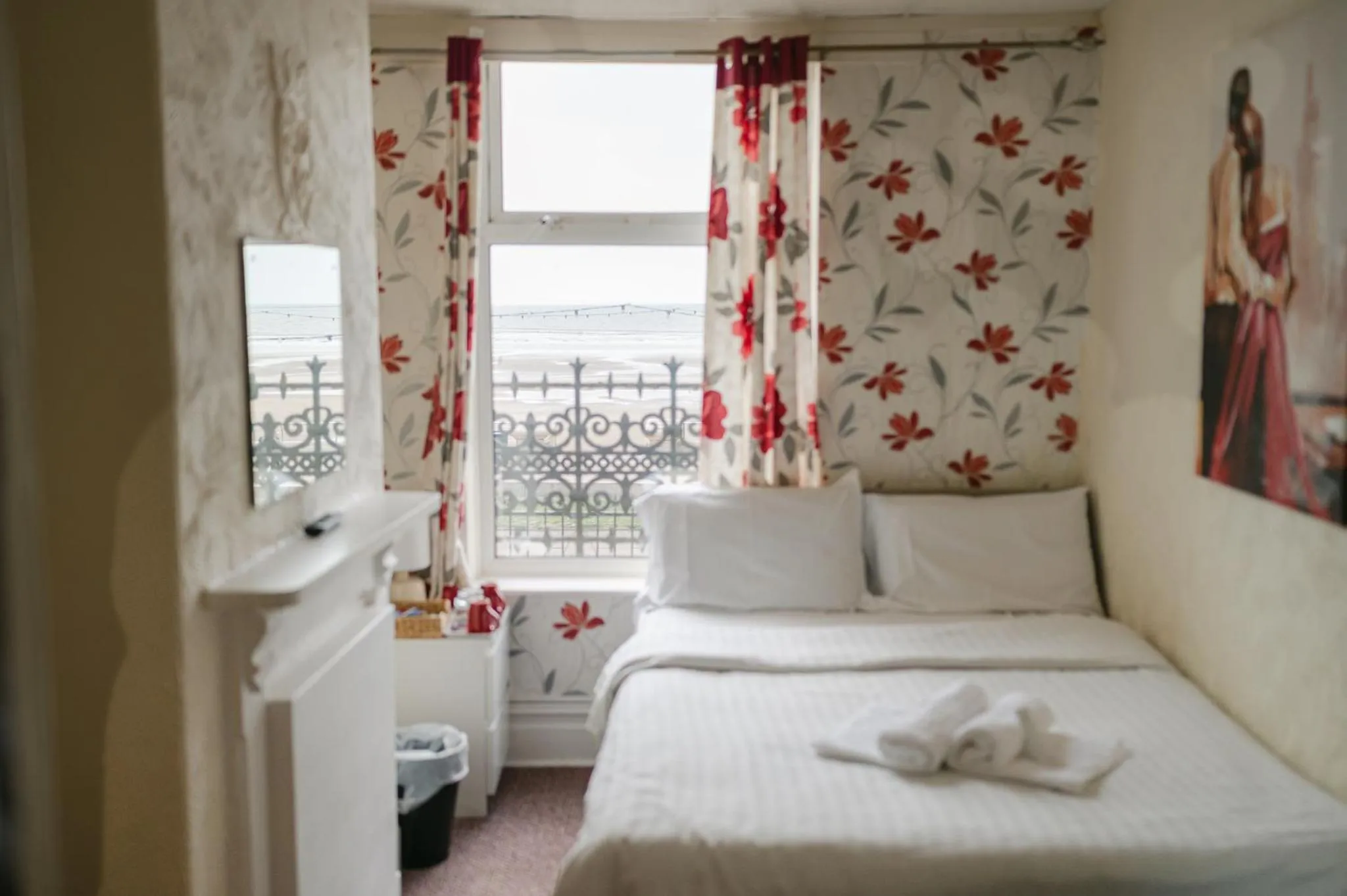Bedroom in The Chimes on the Sea
