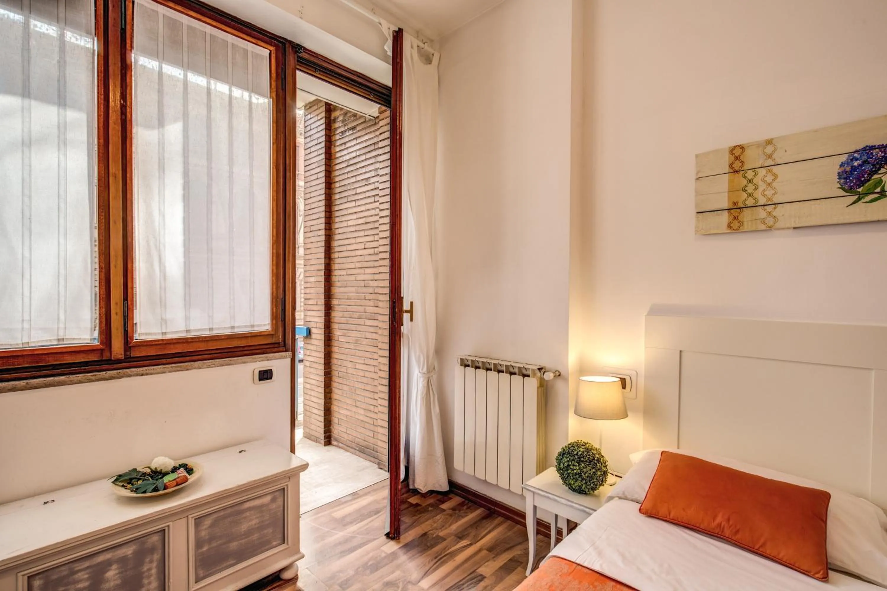 Balcony/Terrace, Bed in Trastevere Rooms