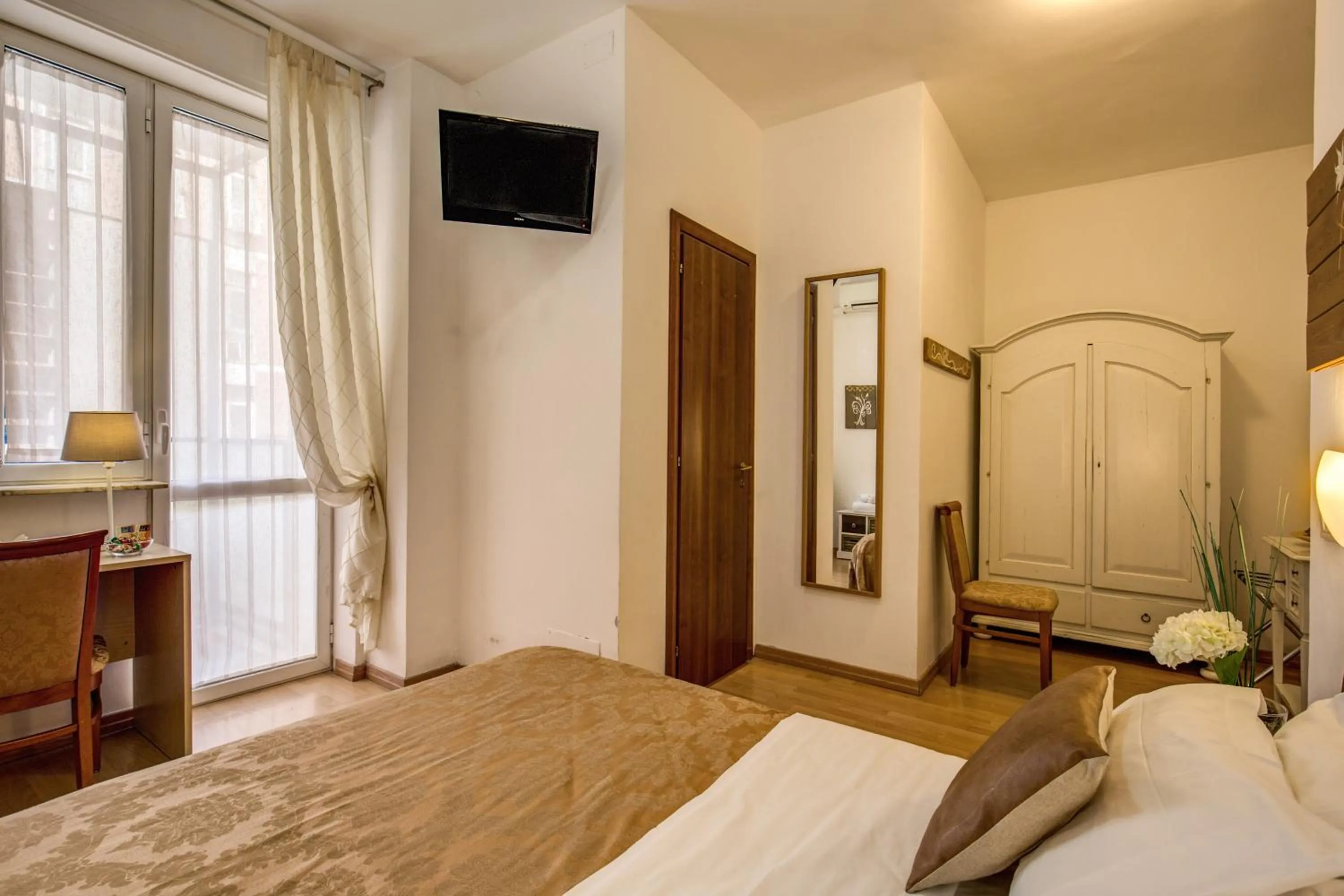 Bedroom, Bed in Trastevere Rooms