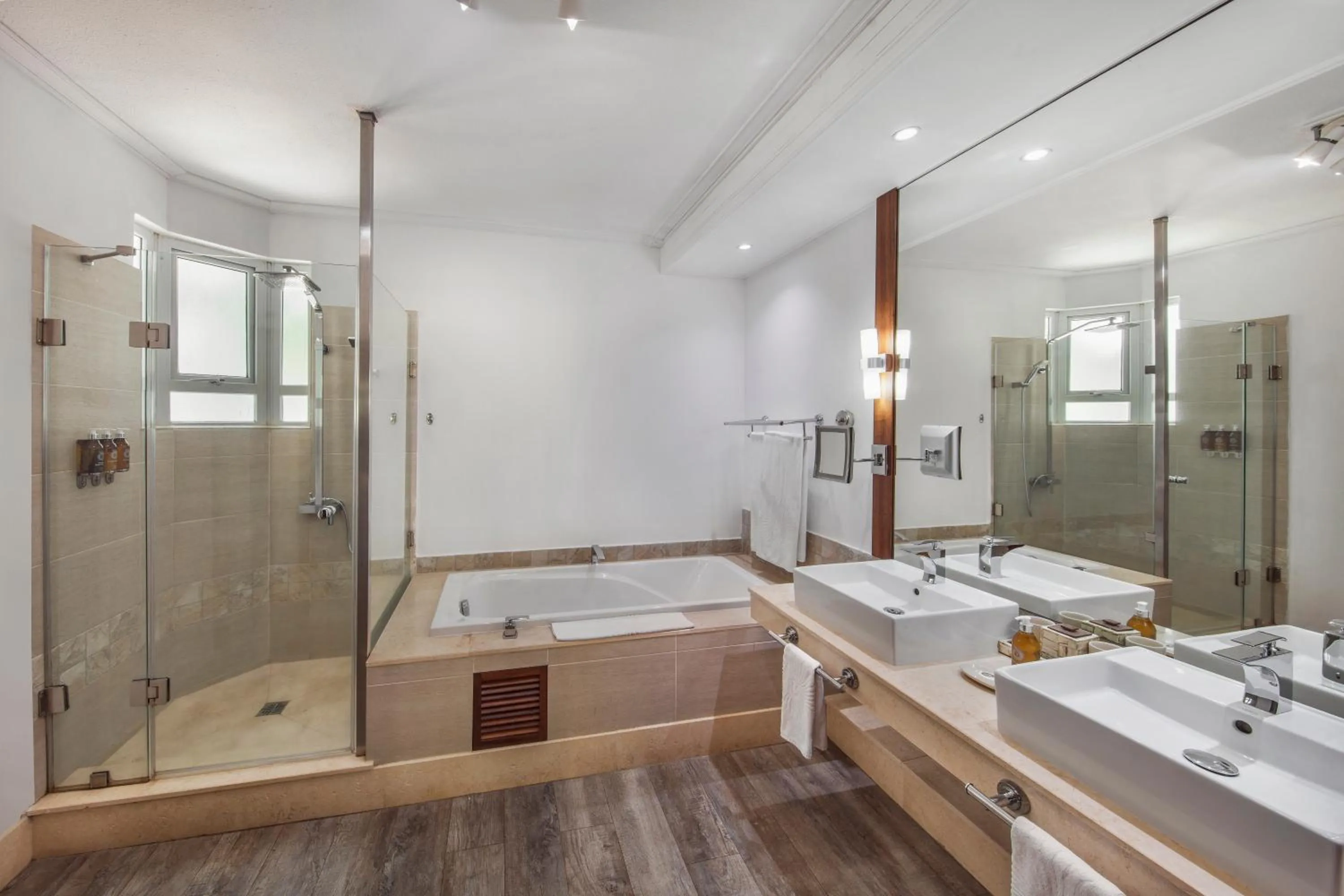 Bathroom in Shandrani Beachcomber Resort & Spa