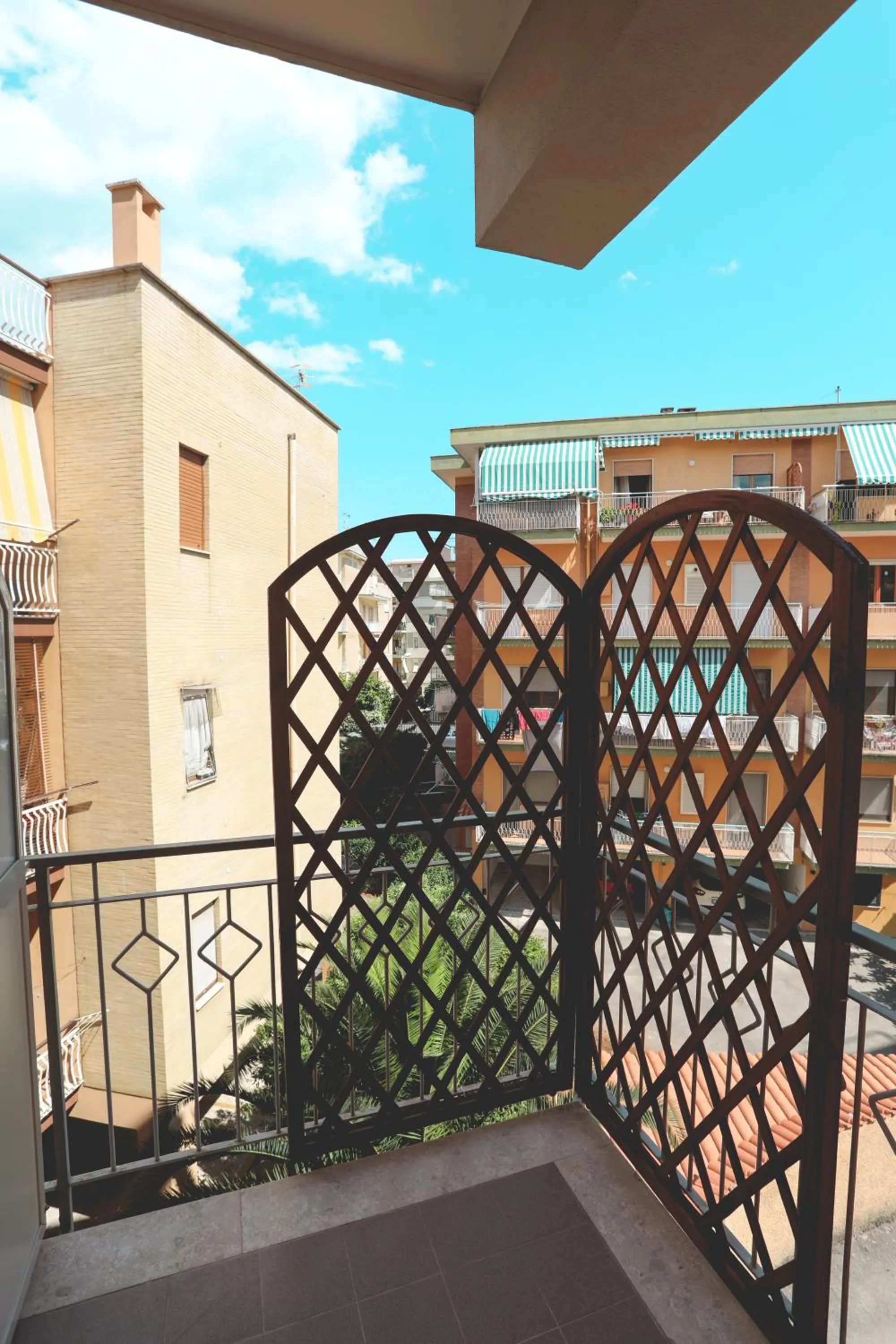 Il Viaggiatore Via Rimini Serapo