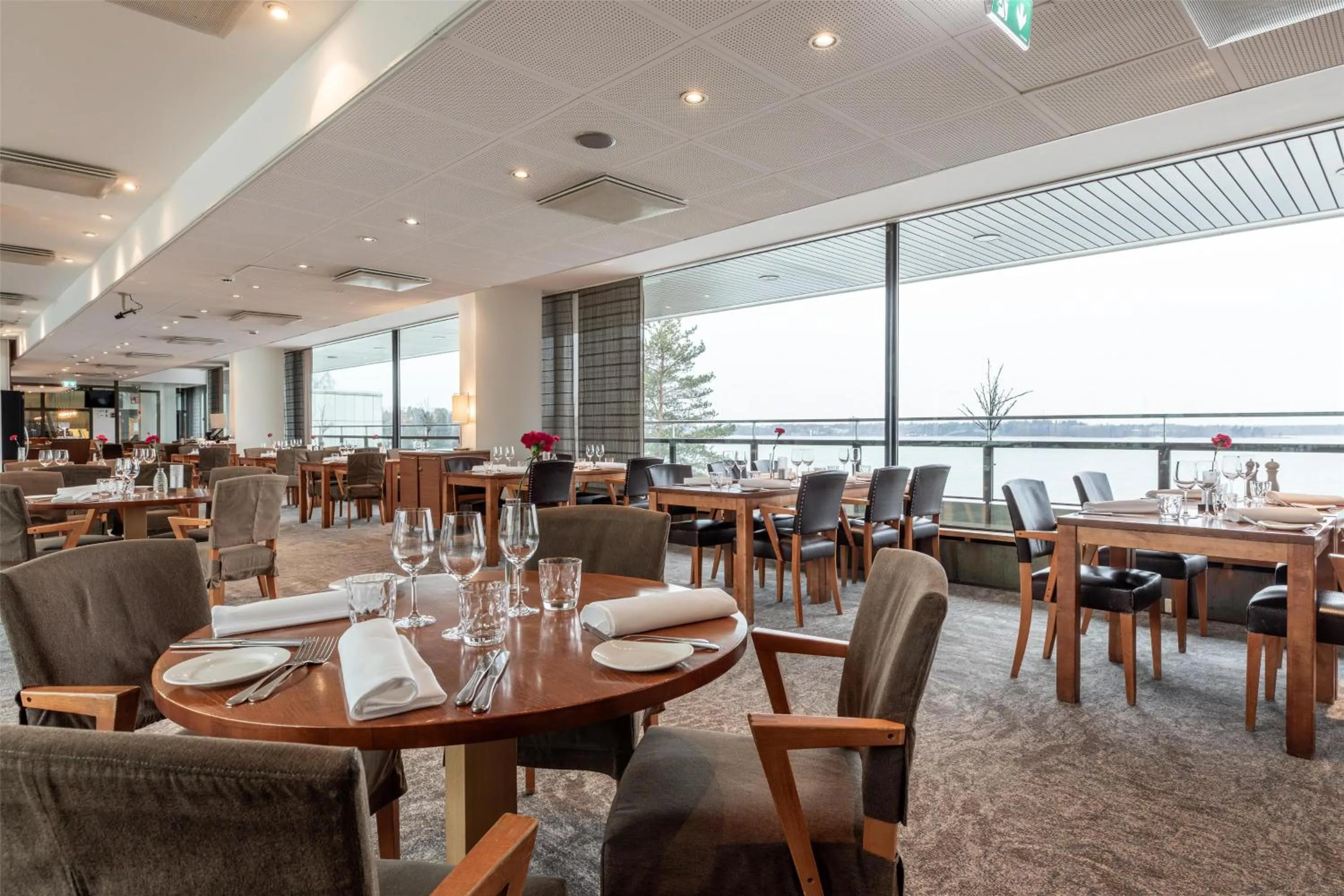 Restaurant/places to eat in Hilton Helsinki Kalastajatorppa