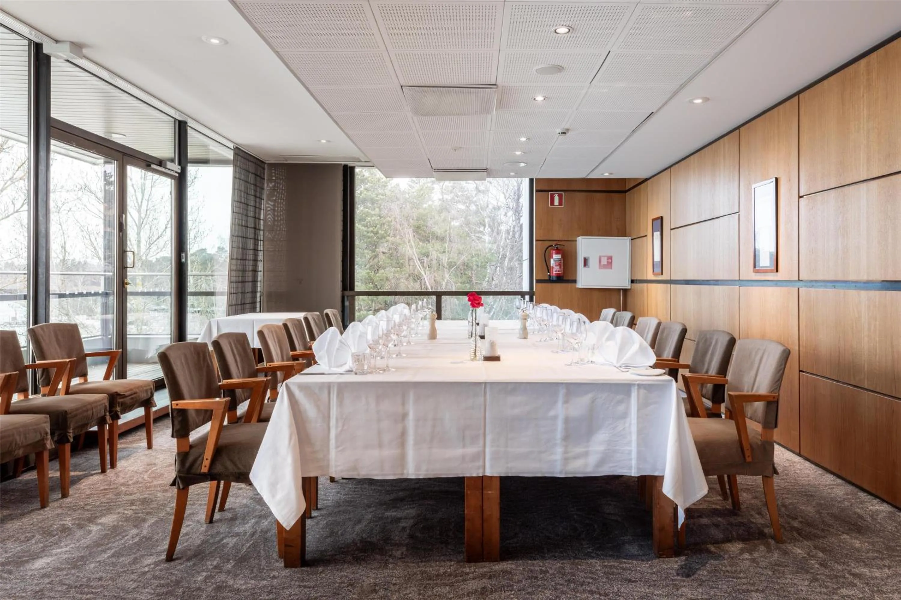 Restaurant/places to eat in Hilton Helsinki Kalastajatorppa