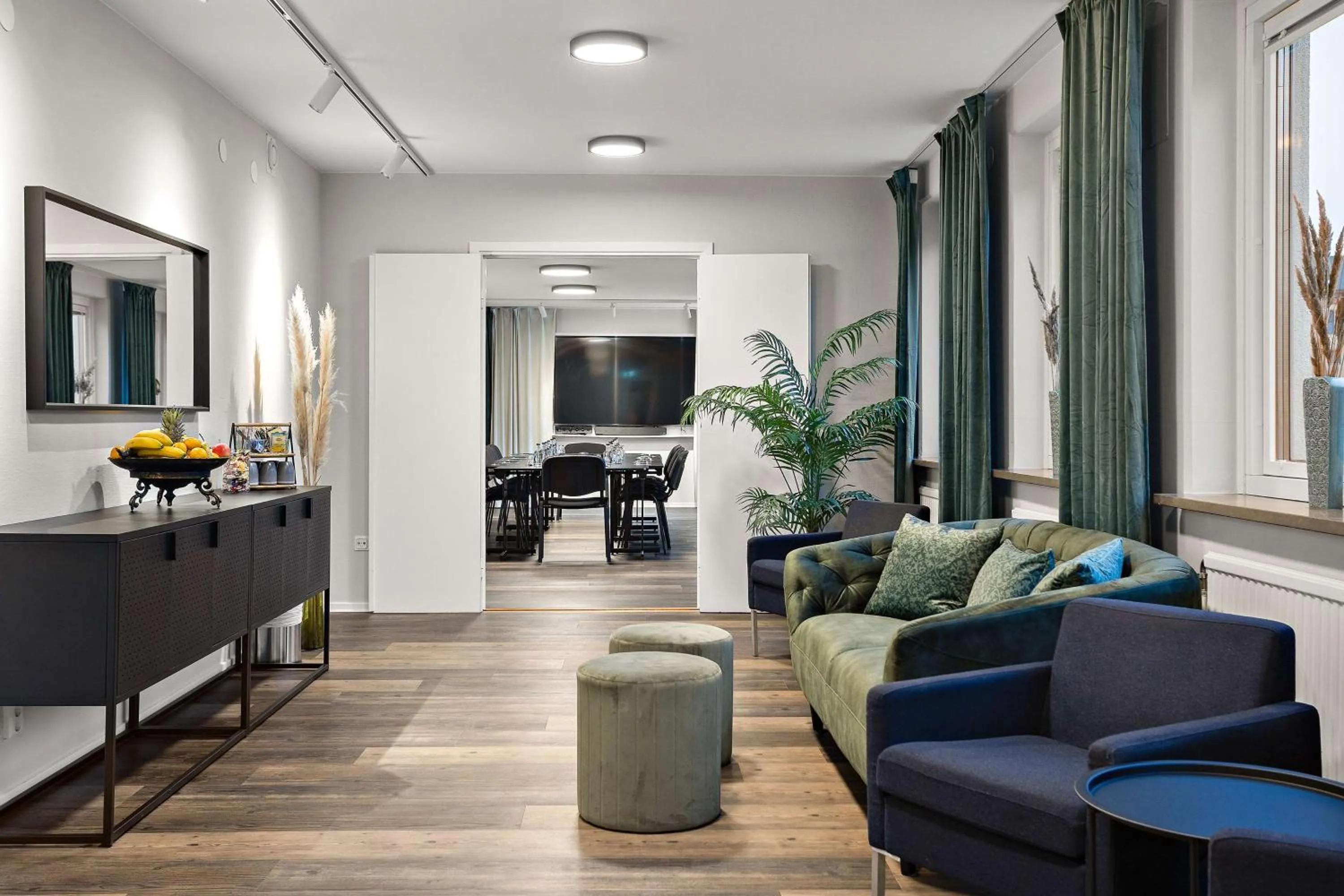 Meeting/conference room in Palm Tree Hotel, Best Western Signature Collection