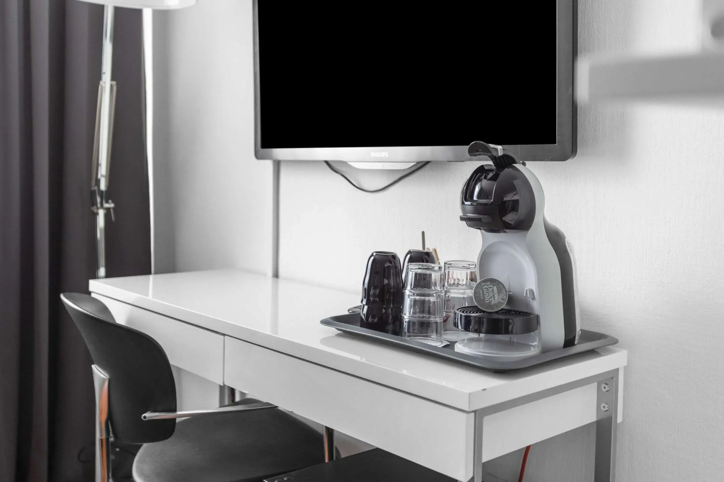 Family Twin Room in Palm Tree Hotel, Best Western Signature Collection Family Twin Room in Palm Tree Hotel, Best Western Signature Collection