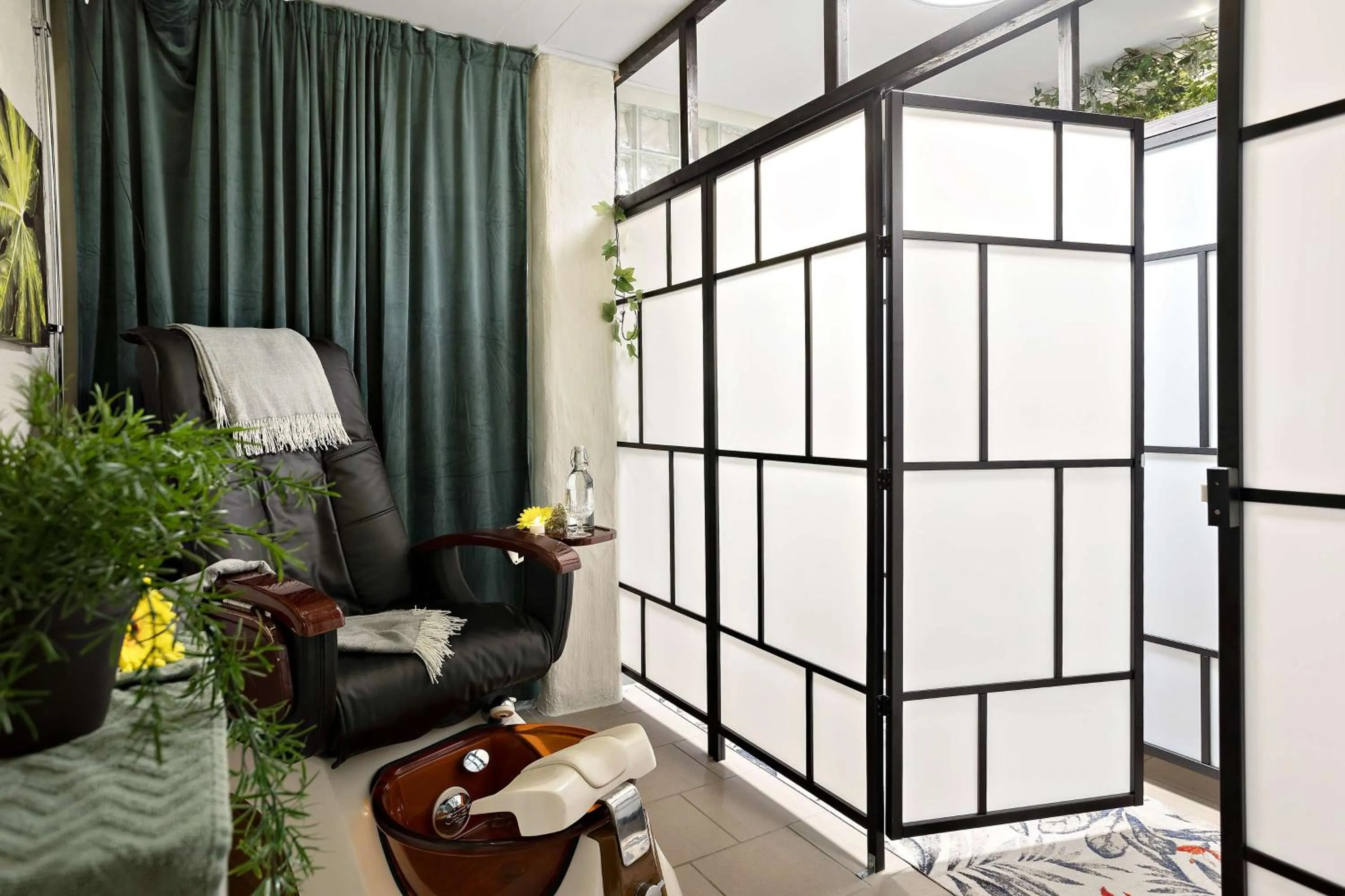 Spa and wellness centre/facilities in Palm Tree Hotel, Best Western Signature Collection