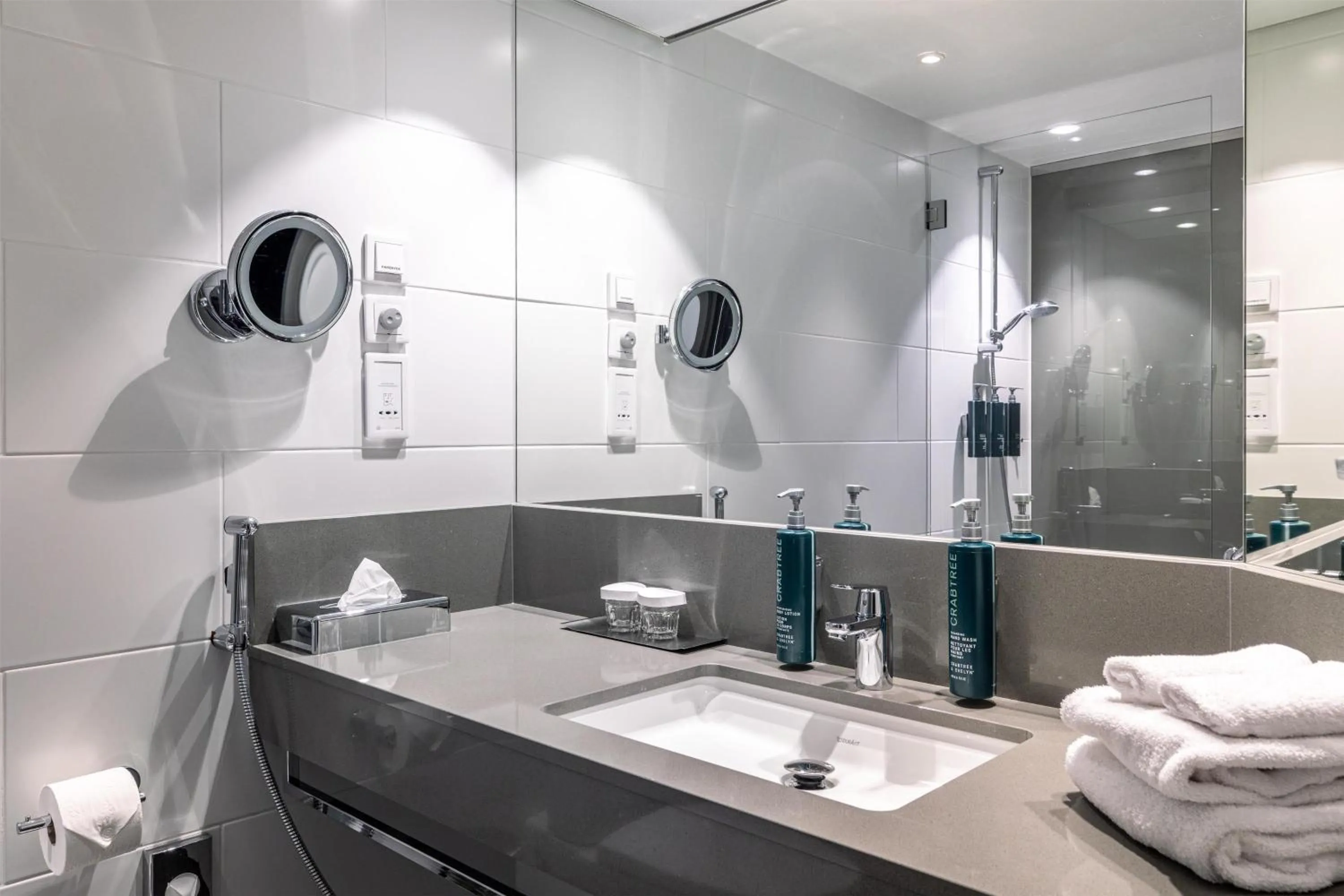 Bathroom in Hilton Helsinki Strand