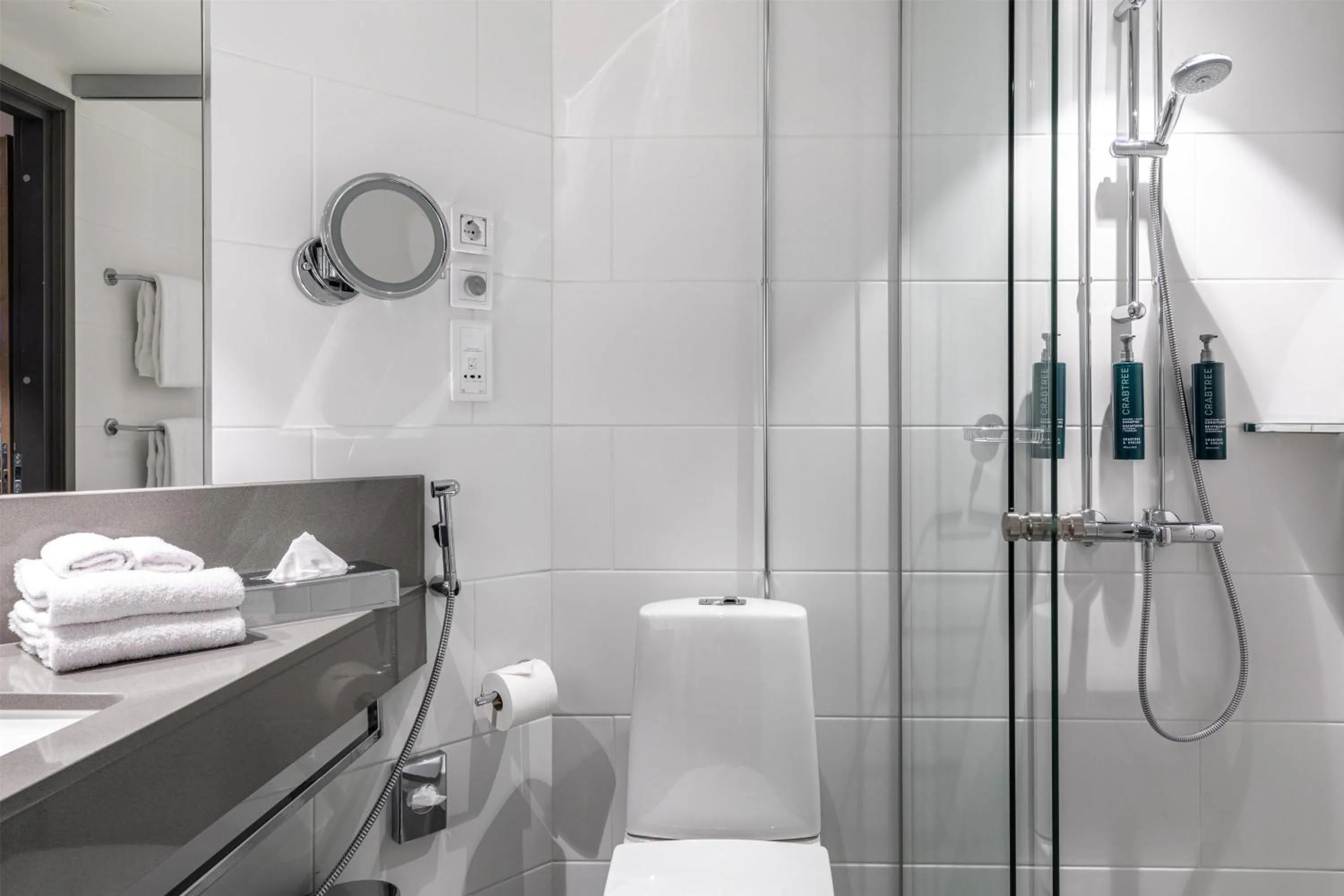 Bathroom in Hilton Helsinki Strand