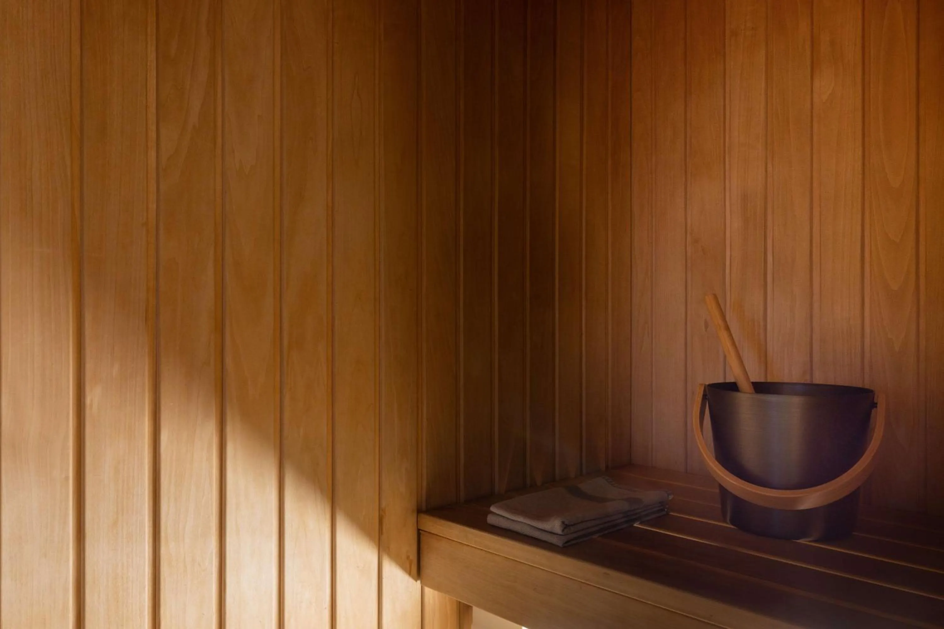 Photo of the whole room in Hilton Helsinki Airport