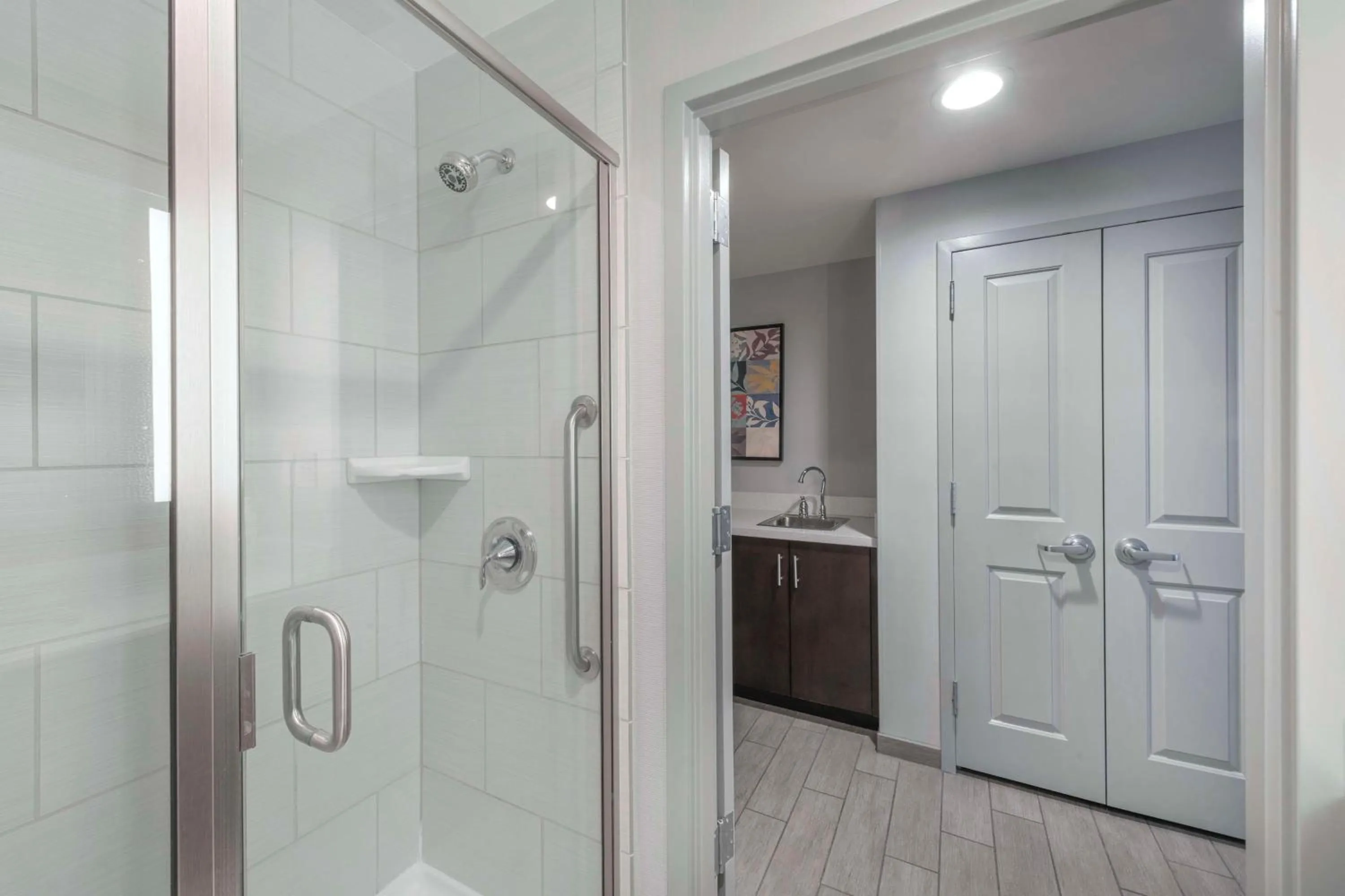 Bathroom in Hilton Garden Inn Raleigh Cary