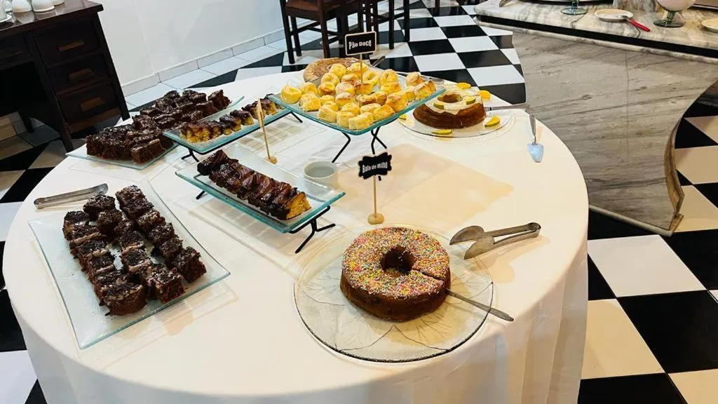 Buffet breakfast in Atlântico Hotel