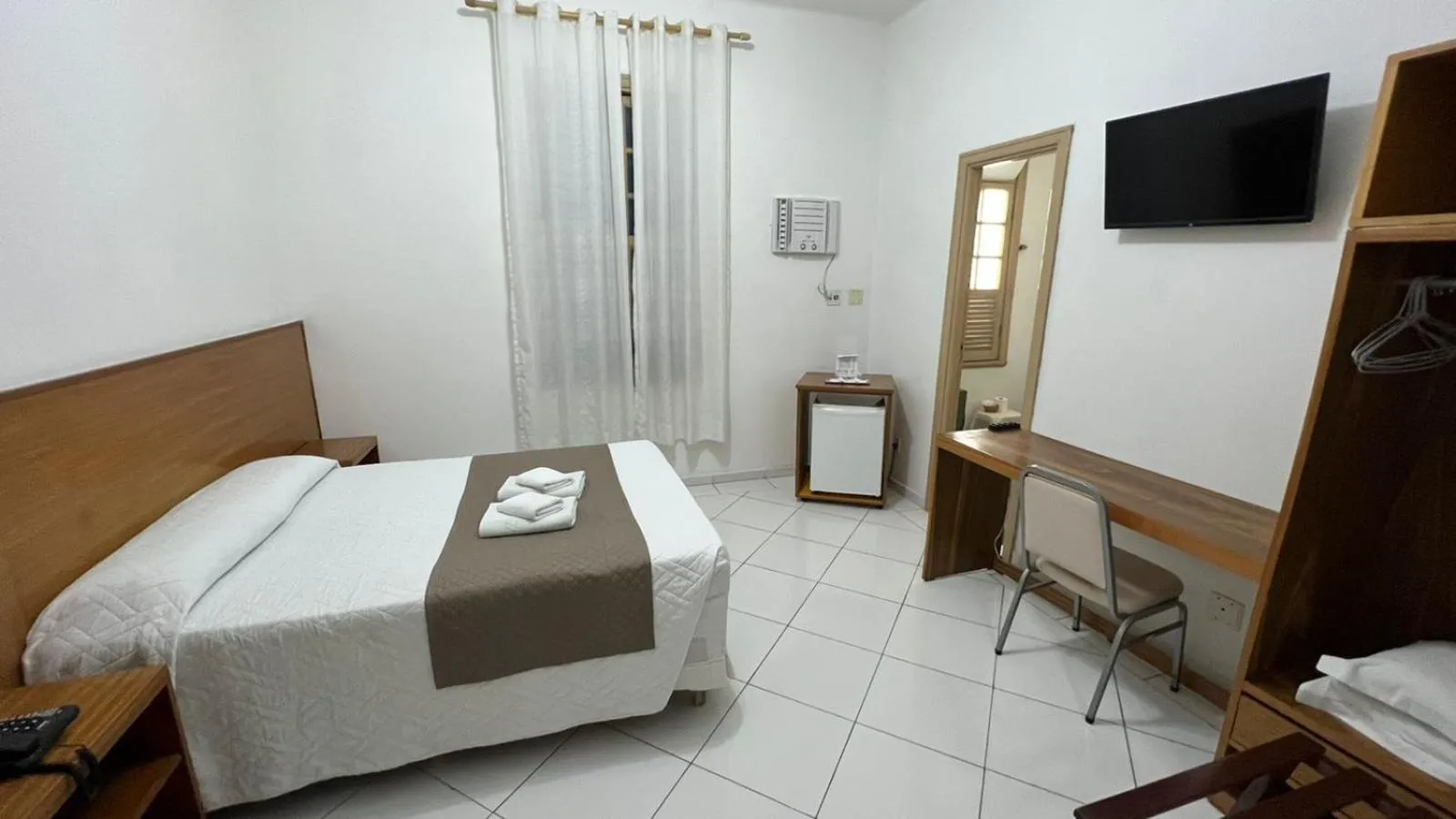 Bedroom, Bed in Atlântico Hotel