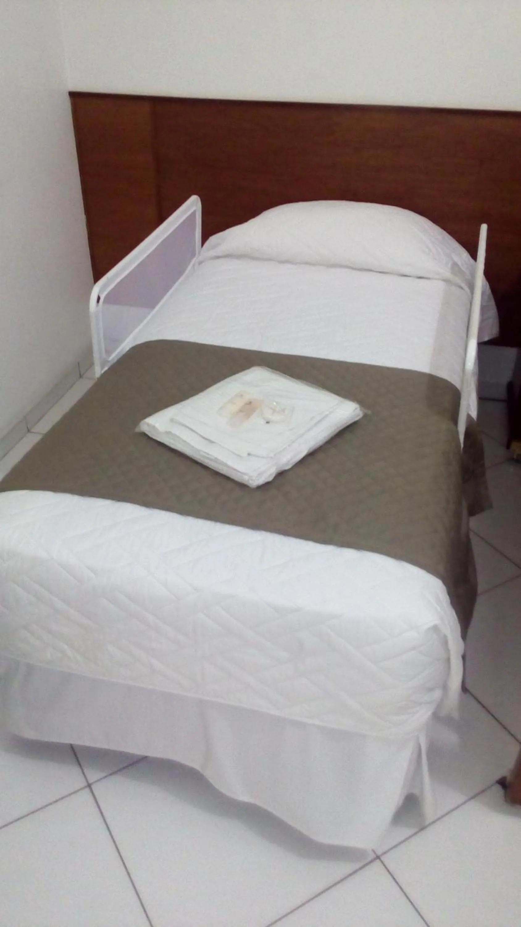 Bed in Atlântico Hotel