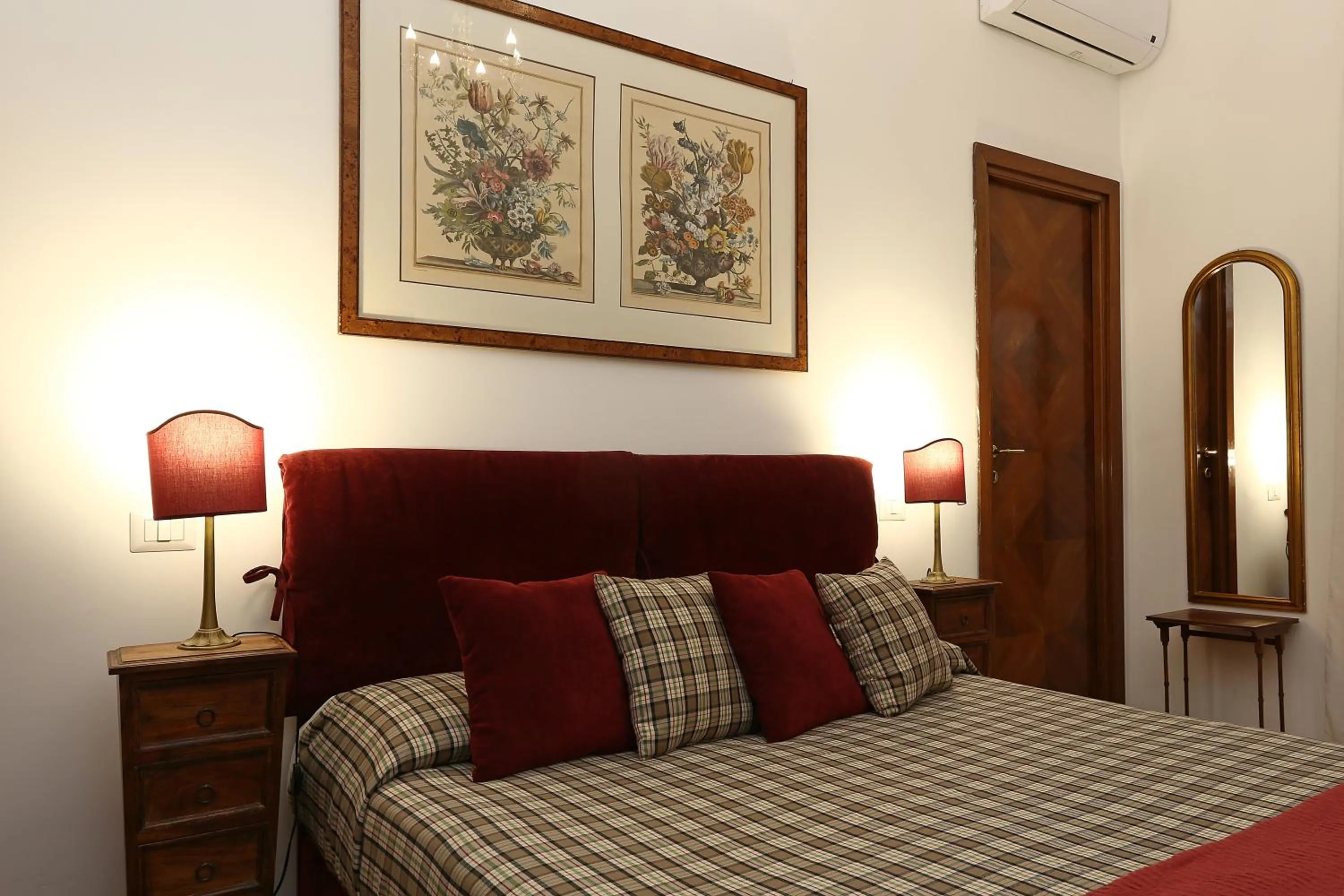 Bed in Houspitality Caesar Bed & Breakfast