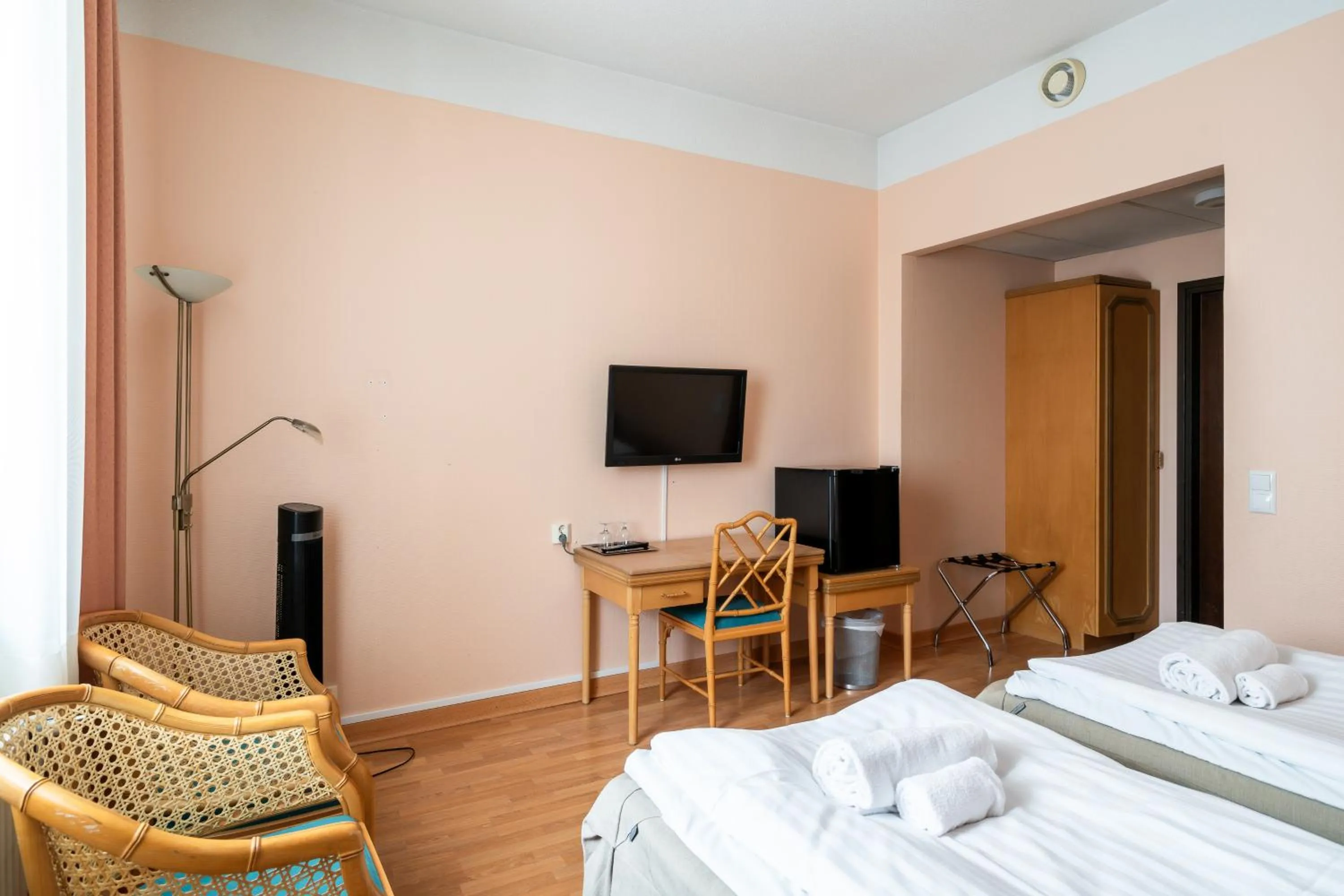 TV and multimedia, Bed in Hiisi Hotel Turku Seaport