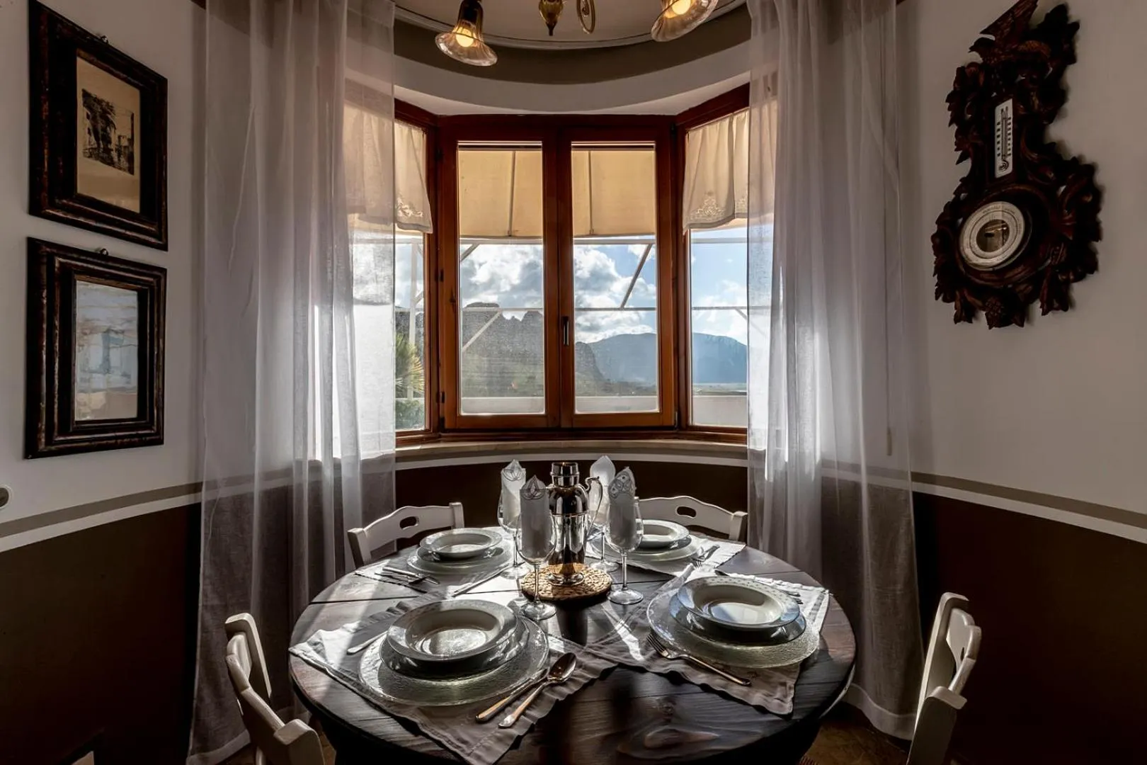 Restaurant/places to eat in Hotel Pocho