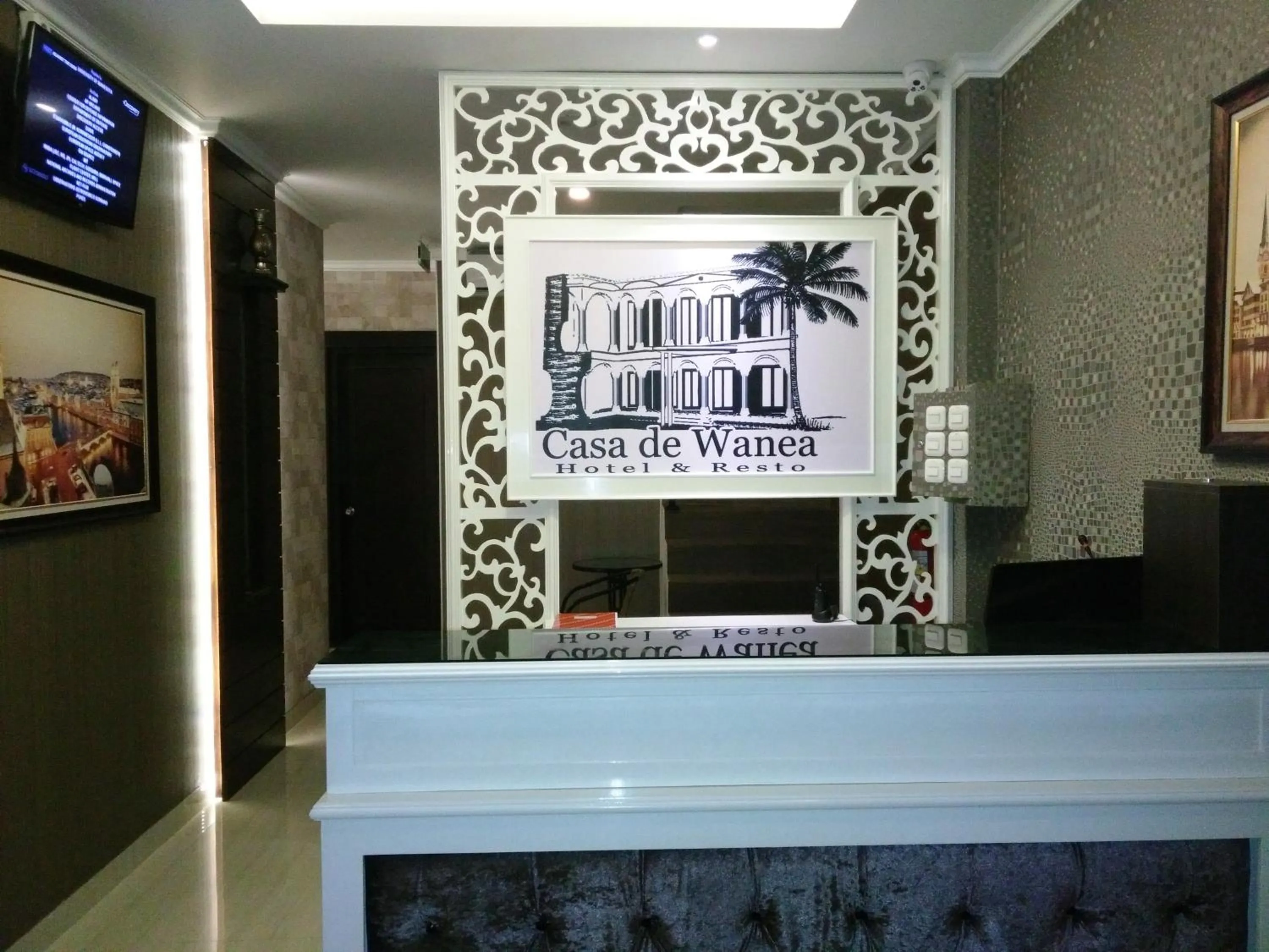 Lobby or reception in Casa de Wanea Hotel