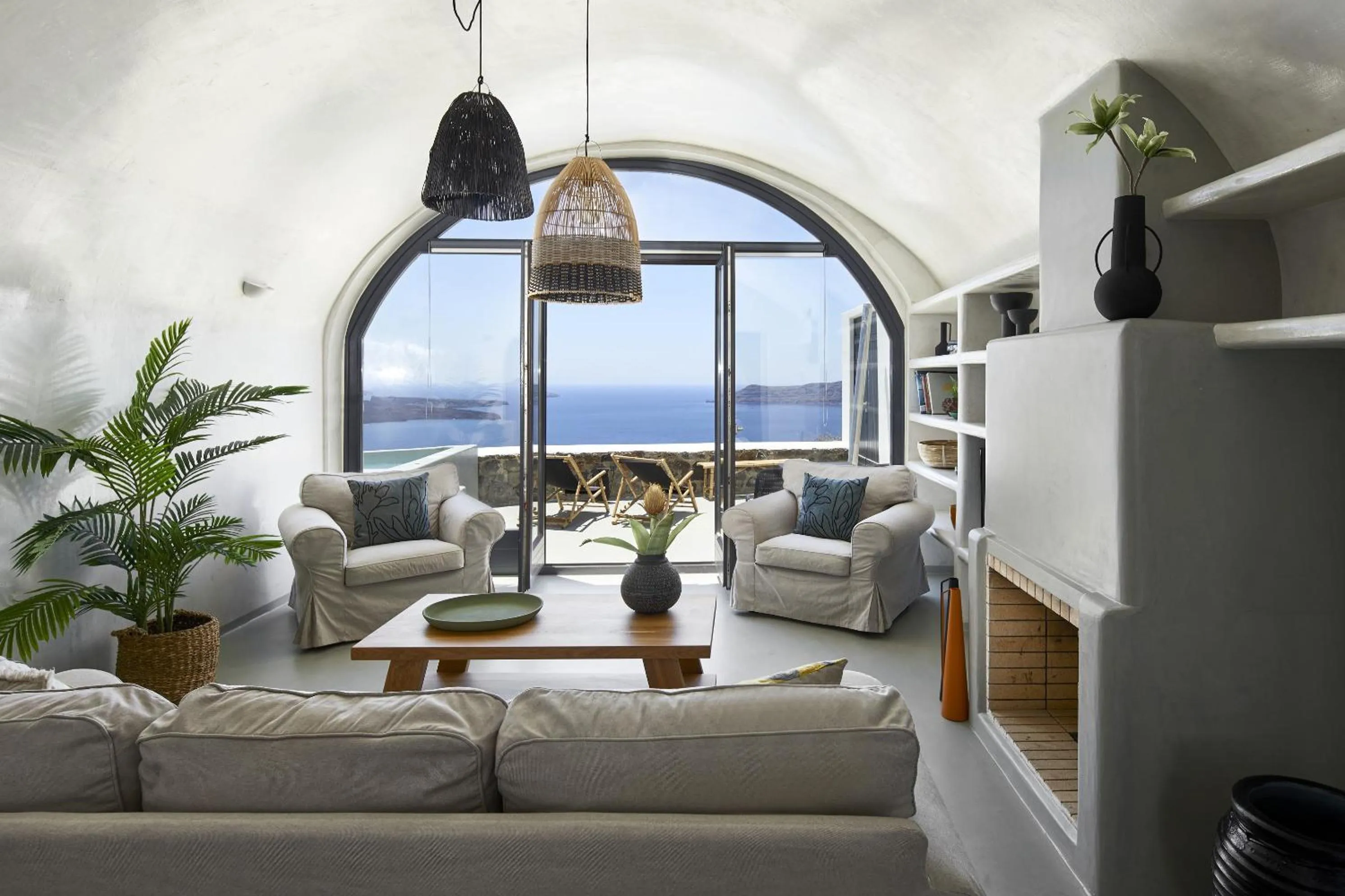 Living room in Santorini Princess Spa Hotel