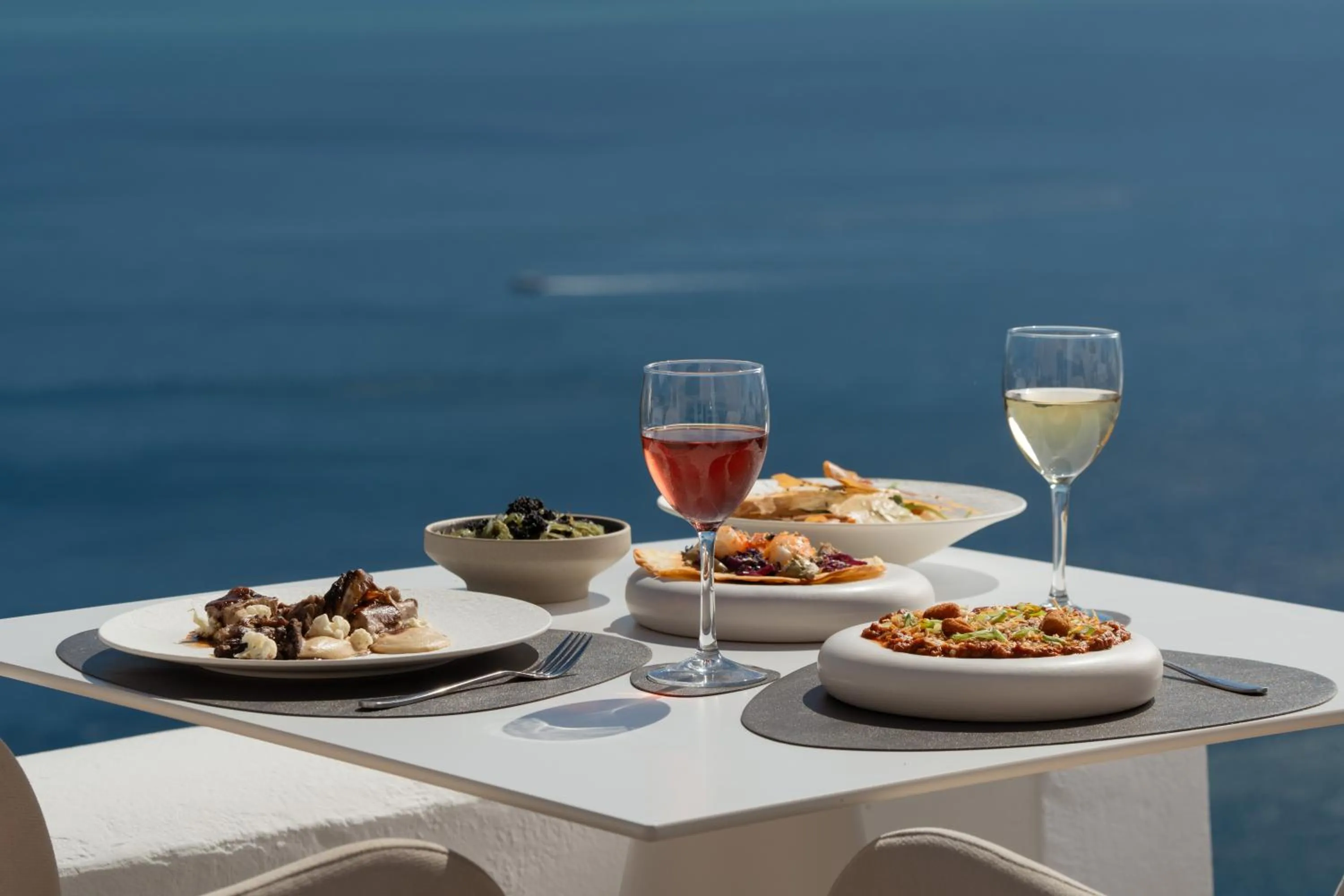 Restaurant/places to eat in Santorini Princess Spa Hotel