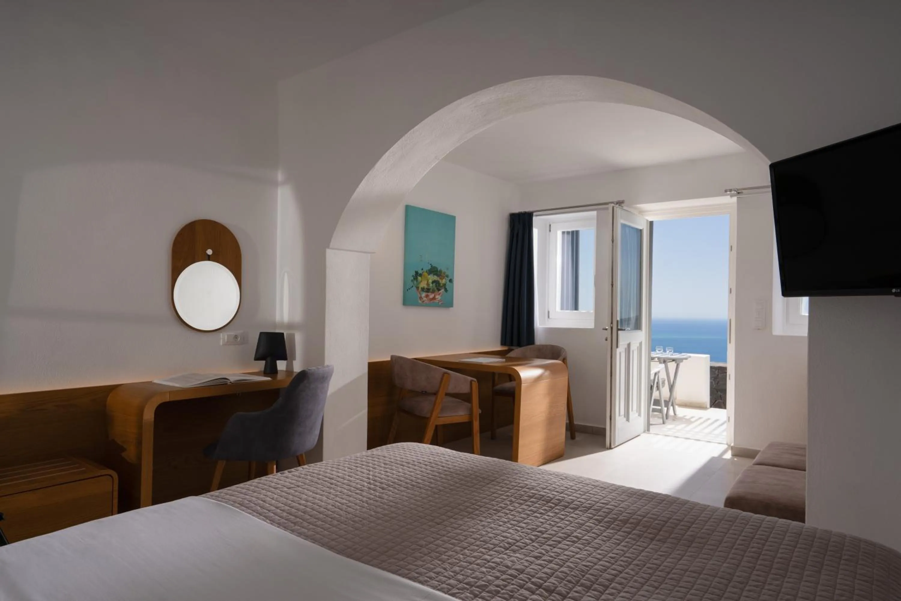 Bed in Santorini Princess Spa Hotel