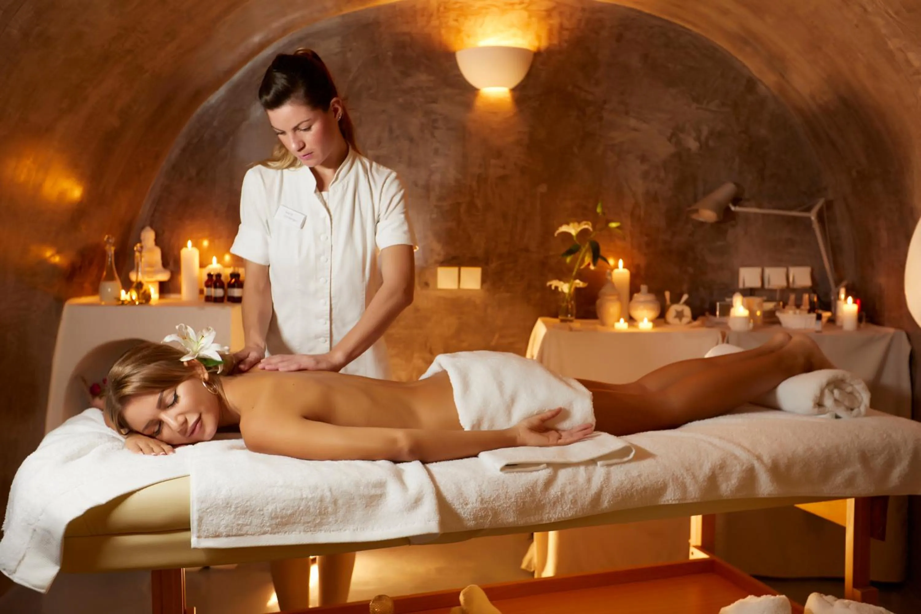 Massage in Santorini Princess Spa Hotel