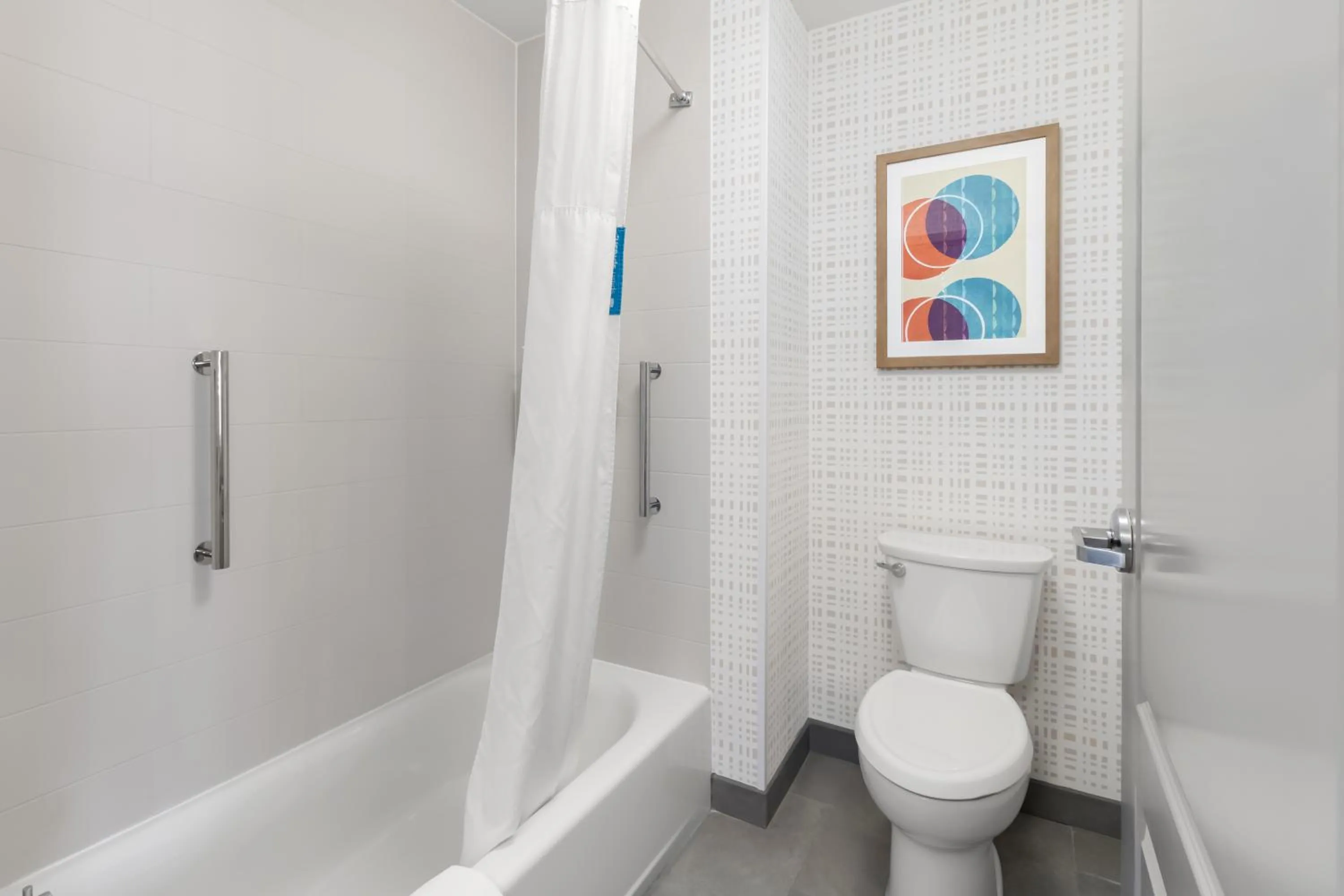 Hampton Inn & Suites New Castle, PA