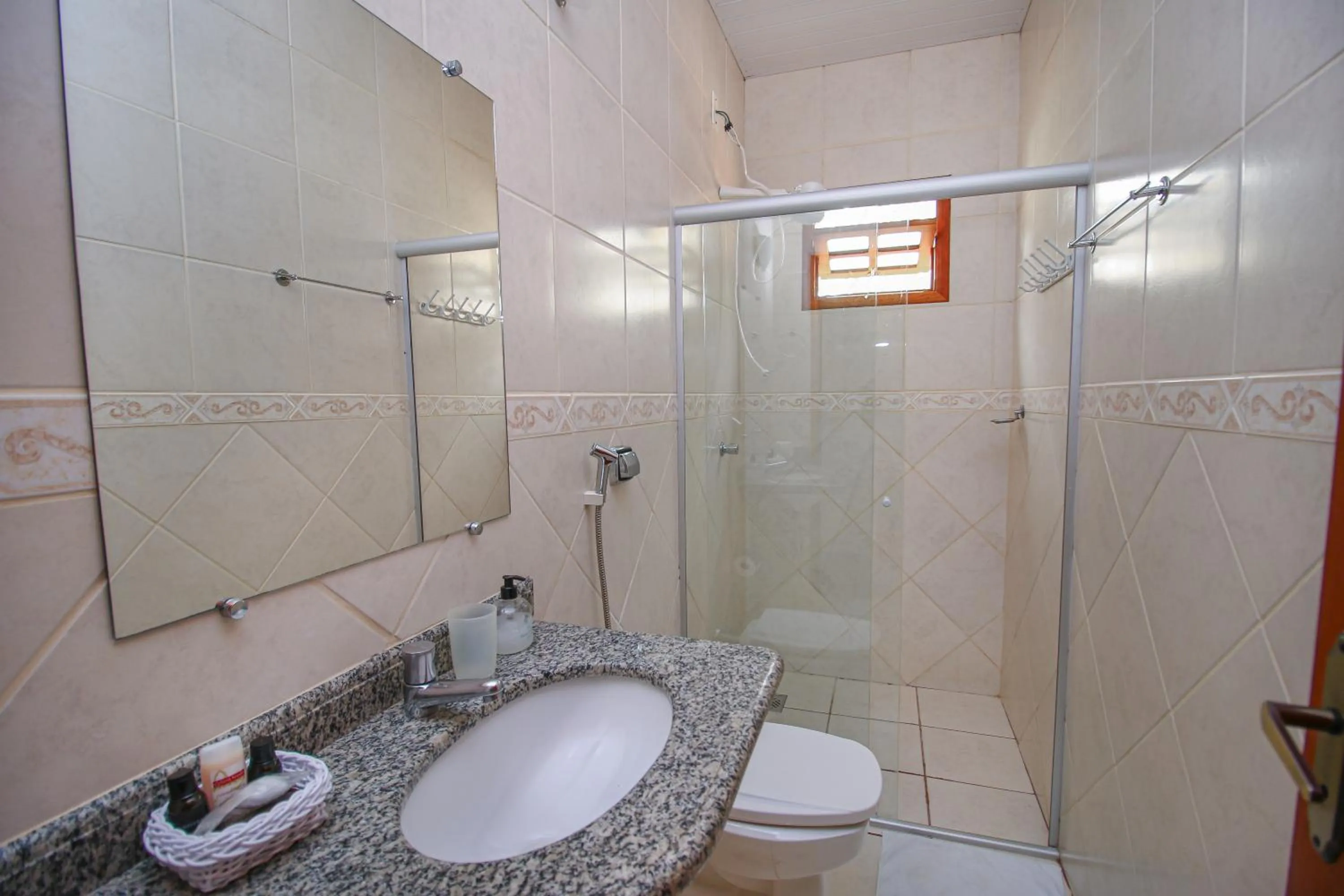 Bathroom in Pousada Flores do Cerrado