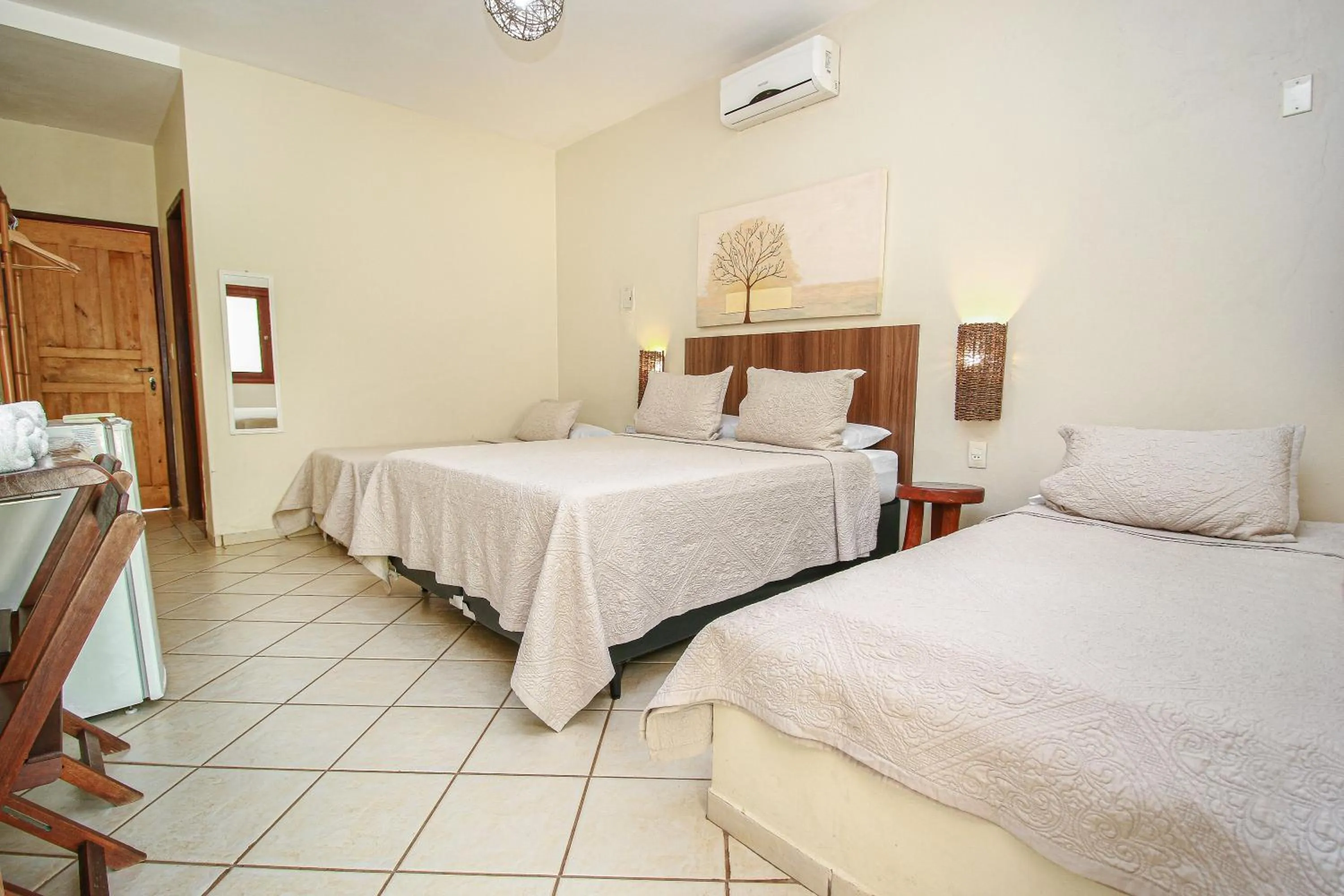 Bedroom, Bed in Pousada Flores do Cerrado