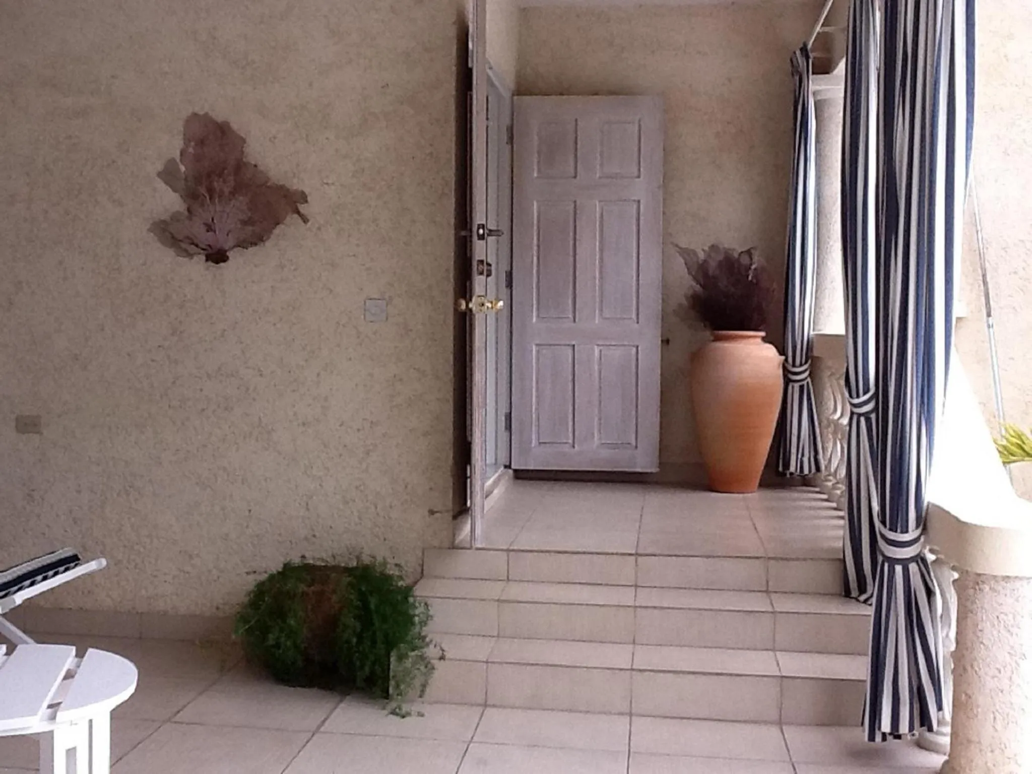 Facade/entrance in Sea Symphony Villa