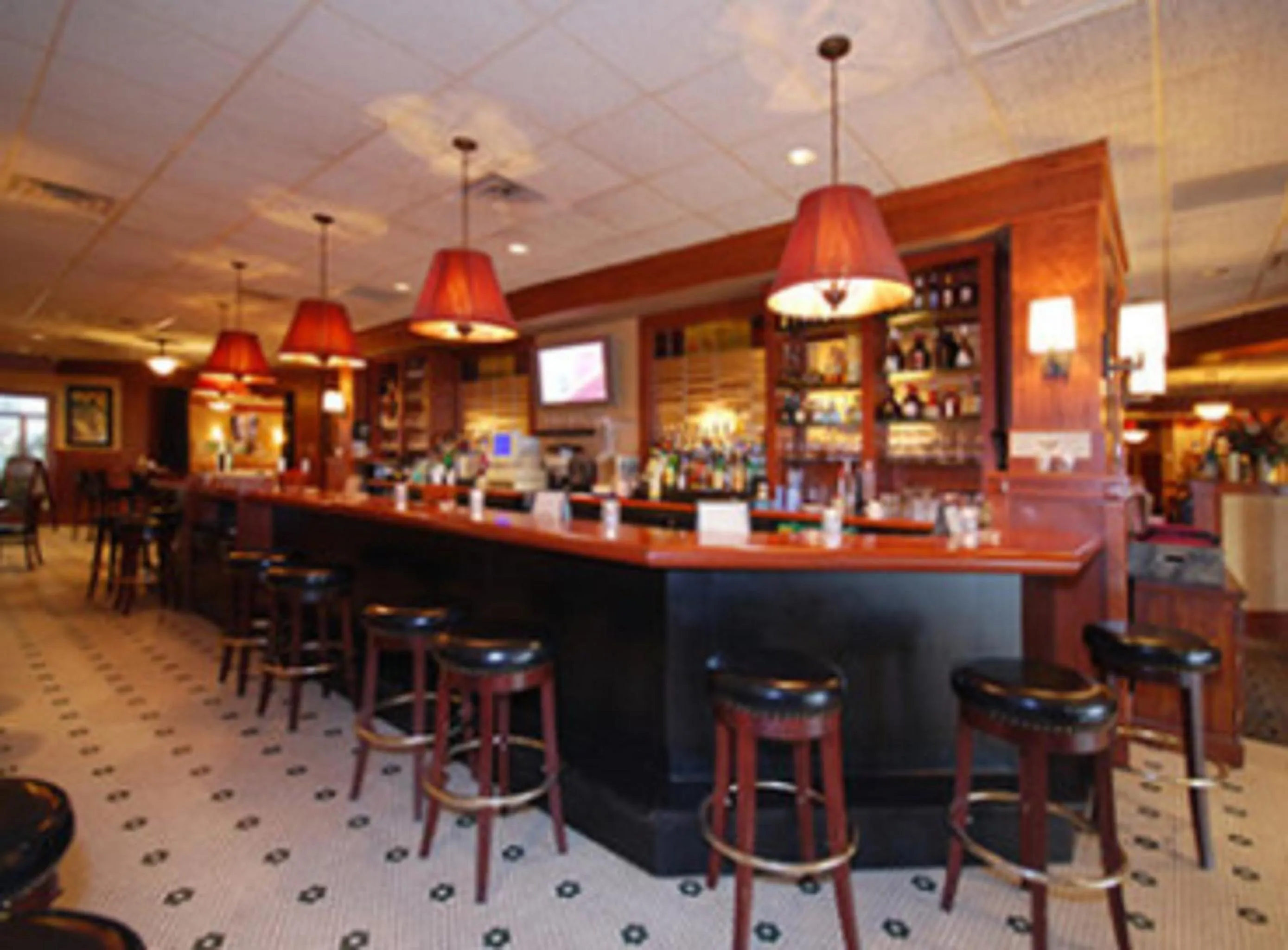 Lounge or bar in Ramkota Hotel Watertown