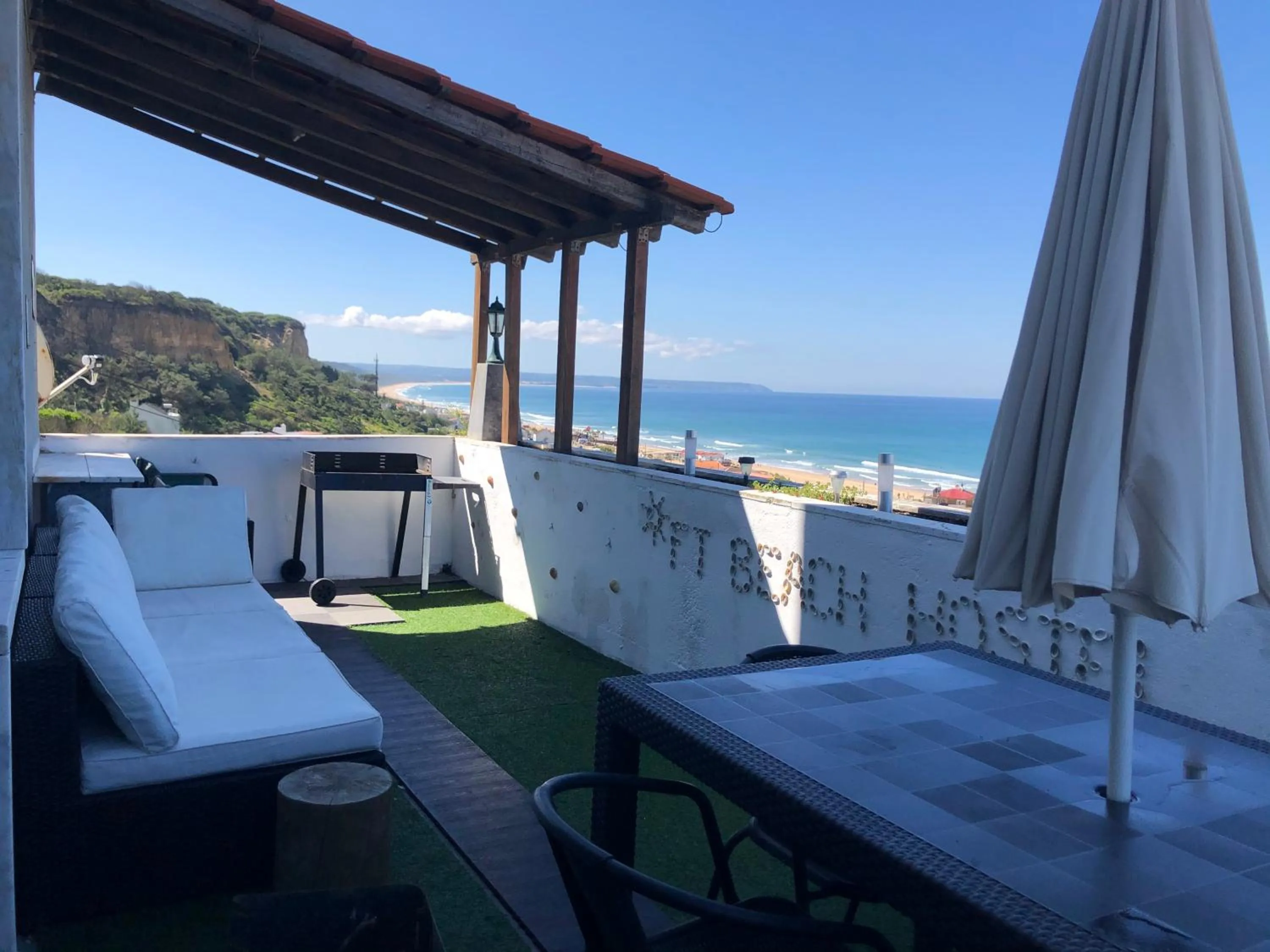 Fonte da Telha Beach Hostel