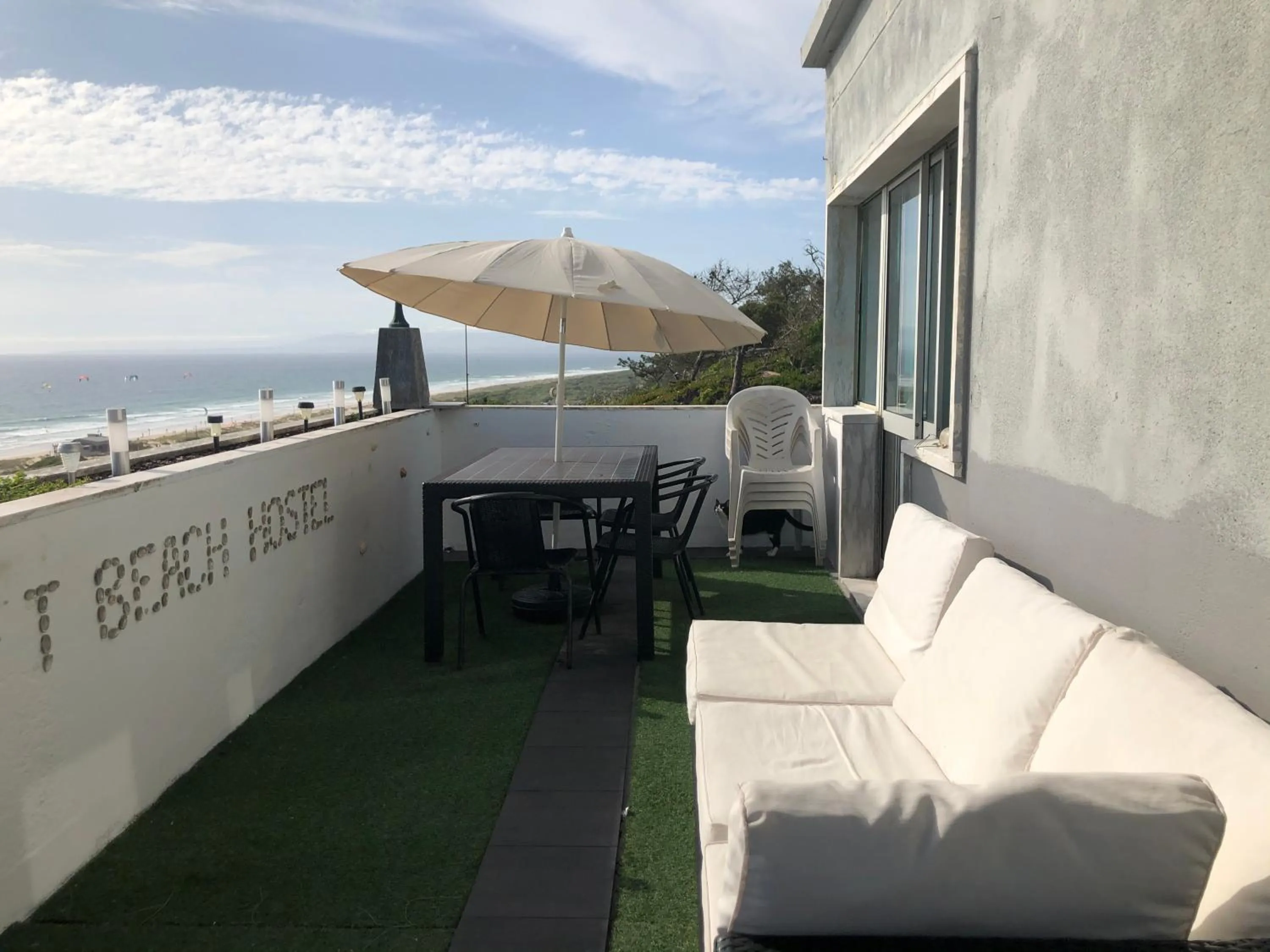 Fonte da Telha Beach Hostel