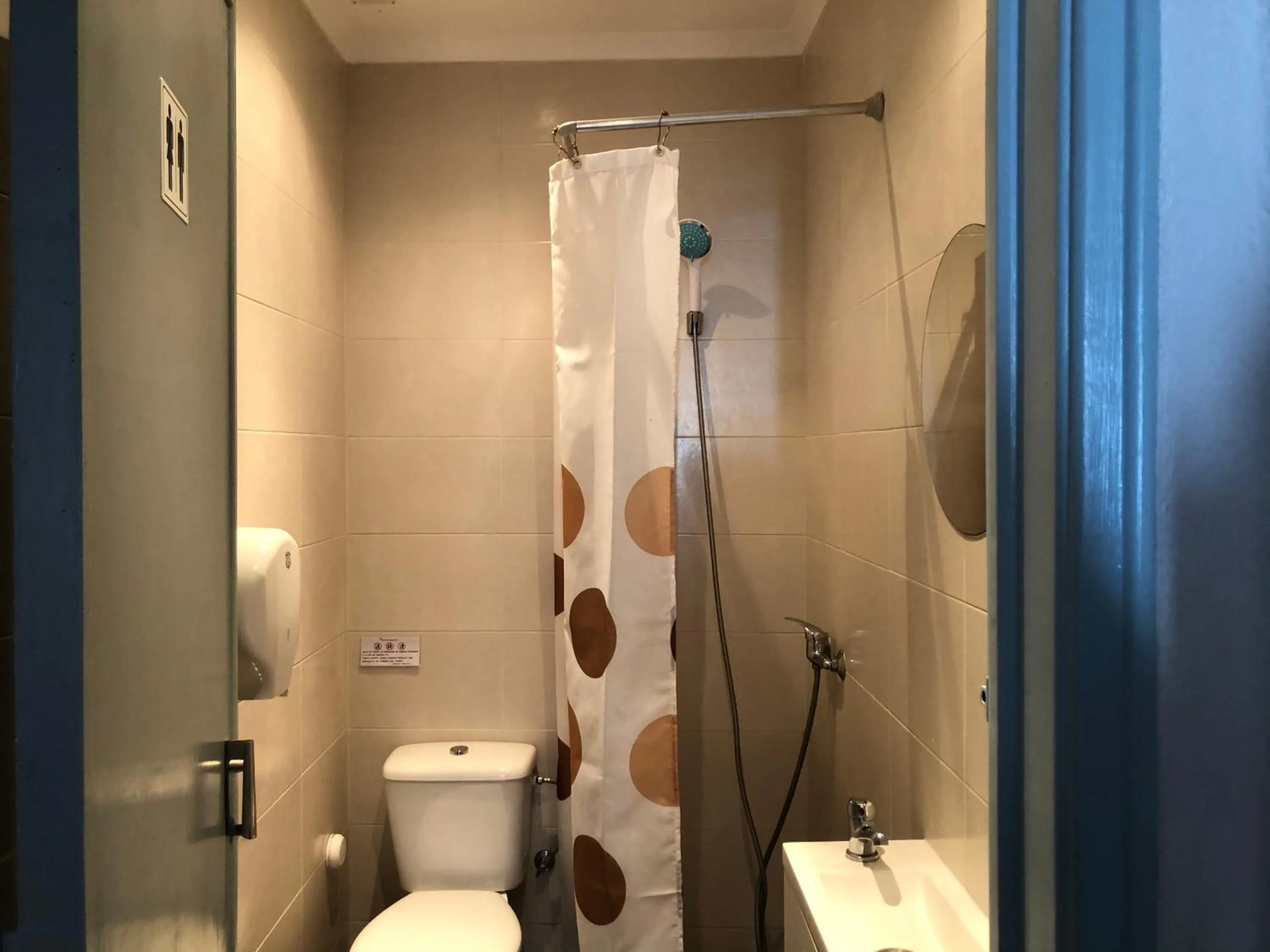 Fonte da Telha Beach Hostel