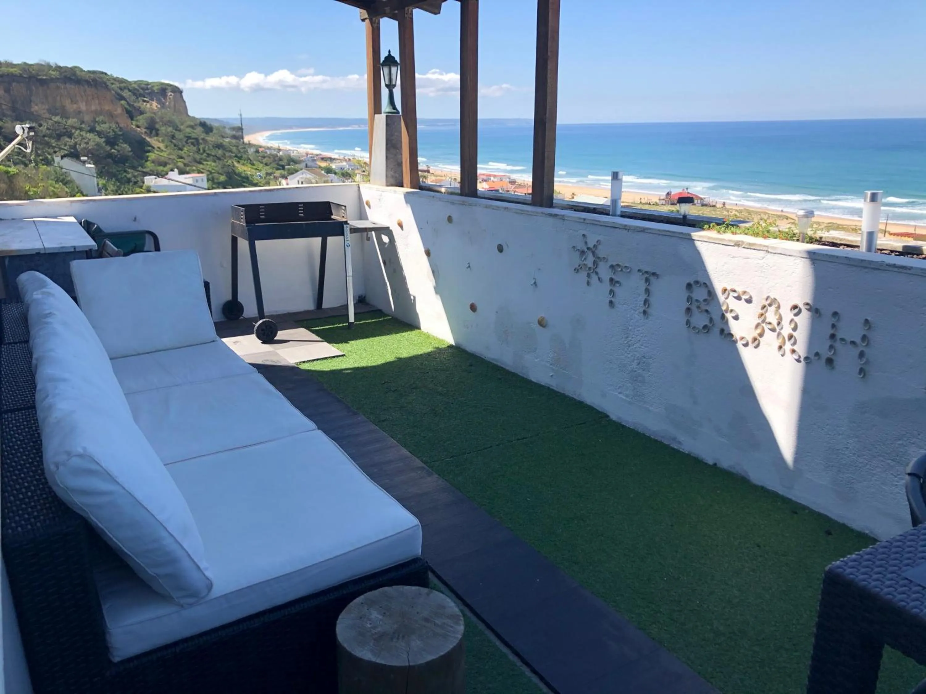 Fonte da Telha Beach Hostel